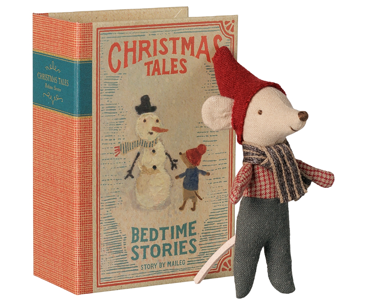 Christmas mouse, Baby in book