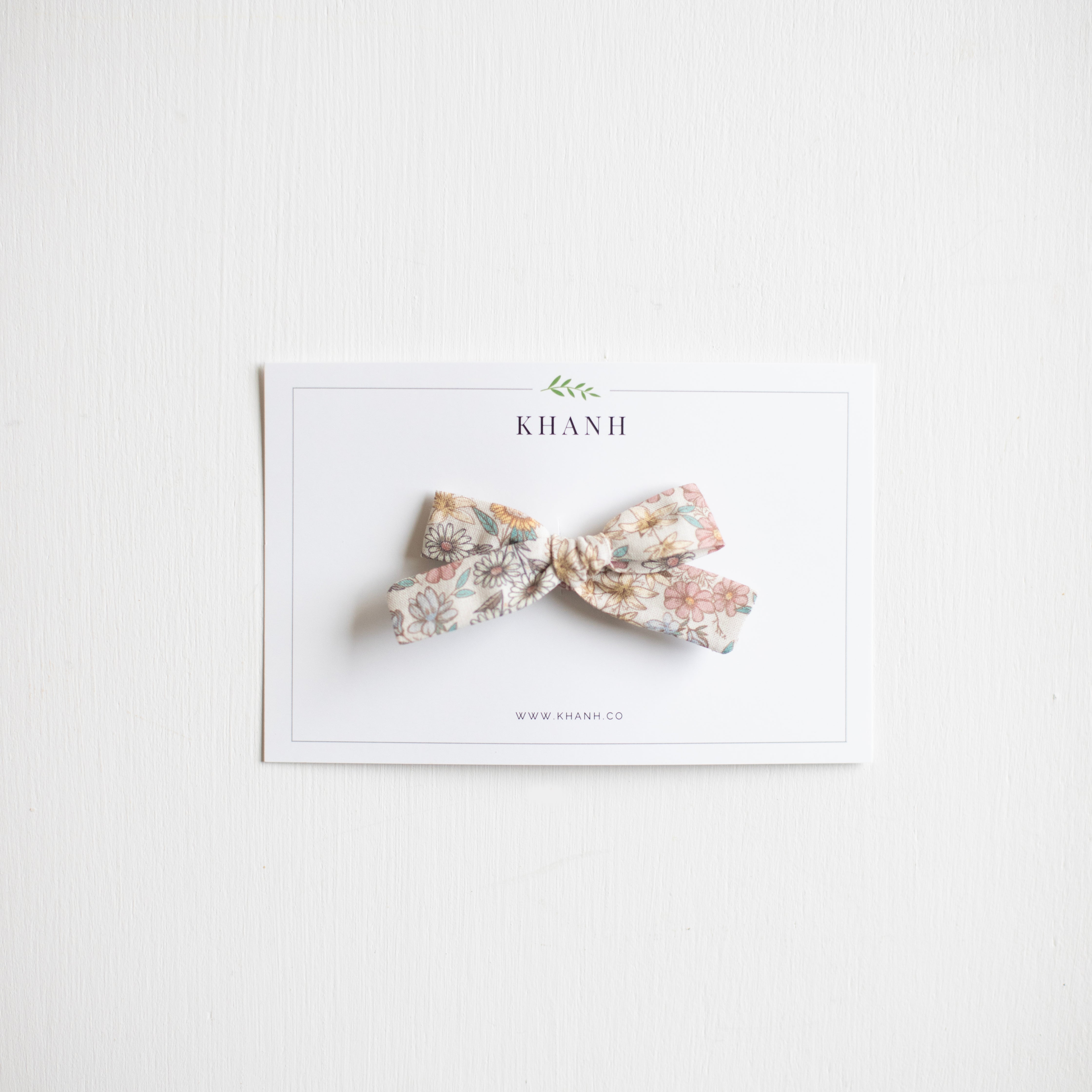 Emmy || Petite Hand-tied Bow