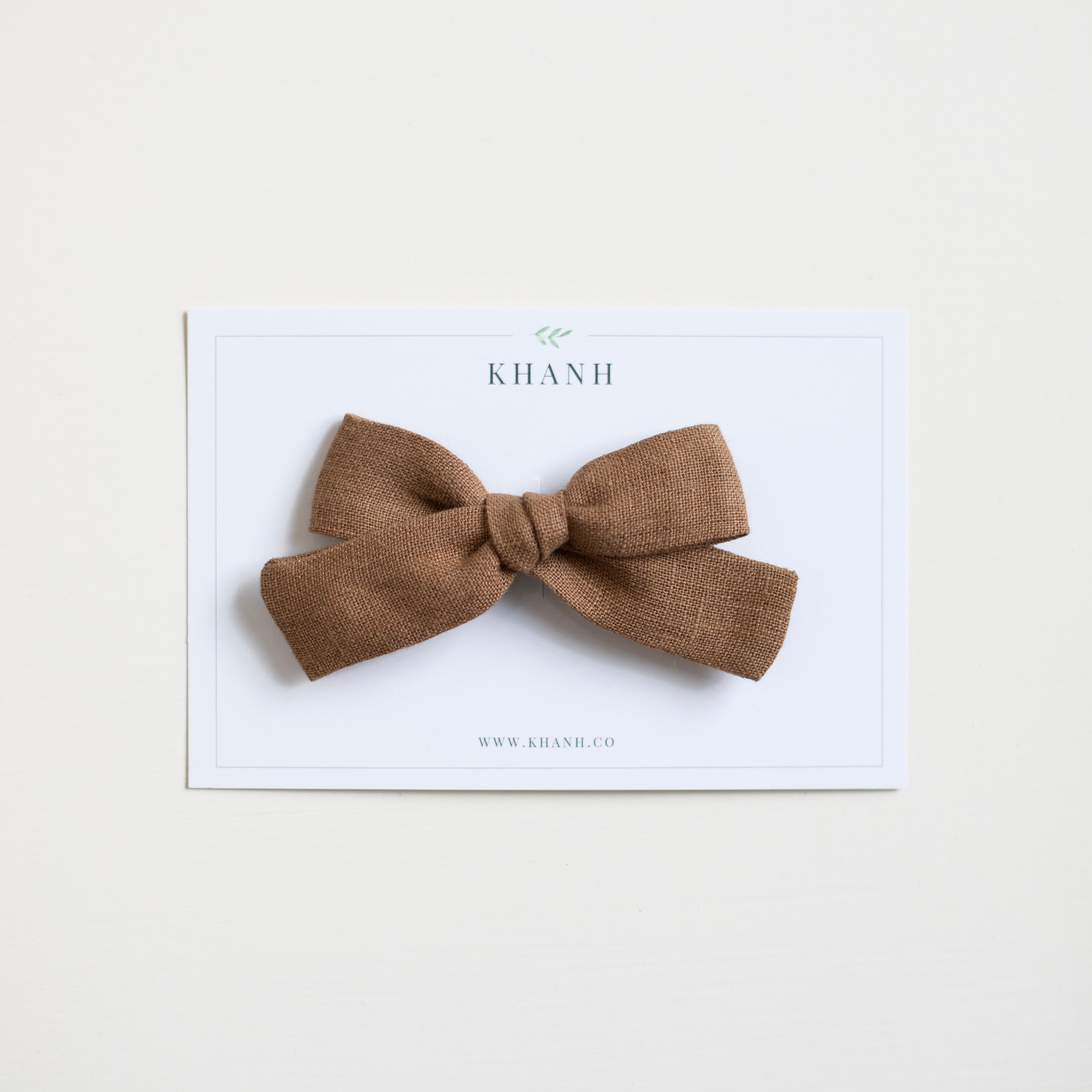 Ginger | Medium Hand Tied Bow