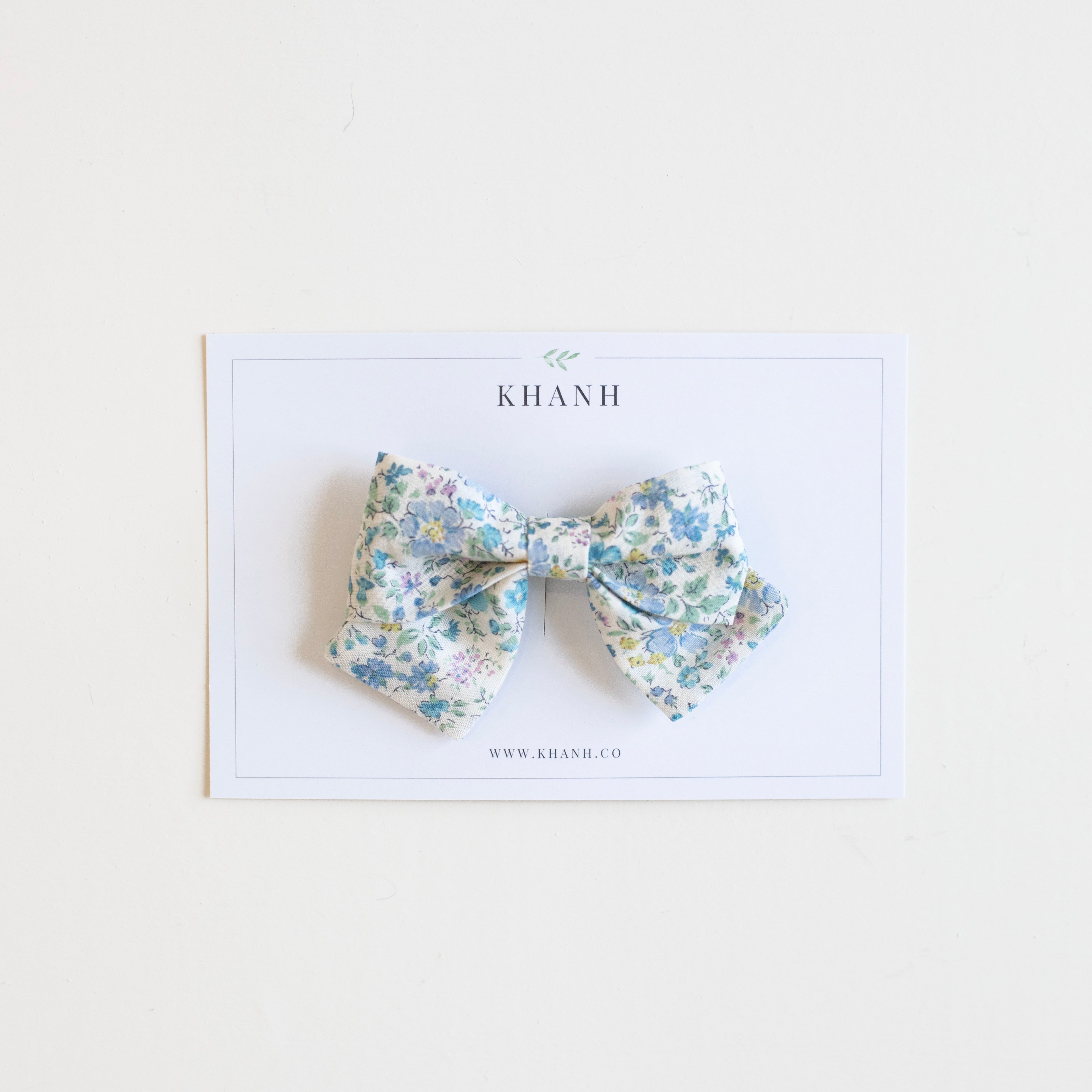 Lily || Medium Sailor Bow