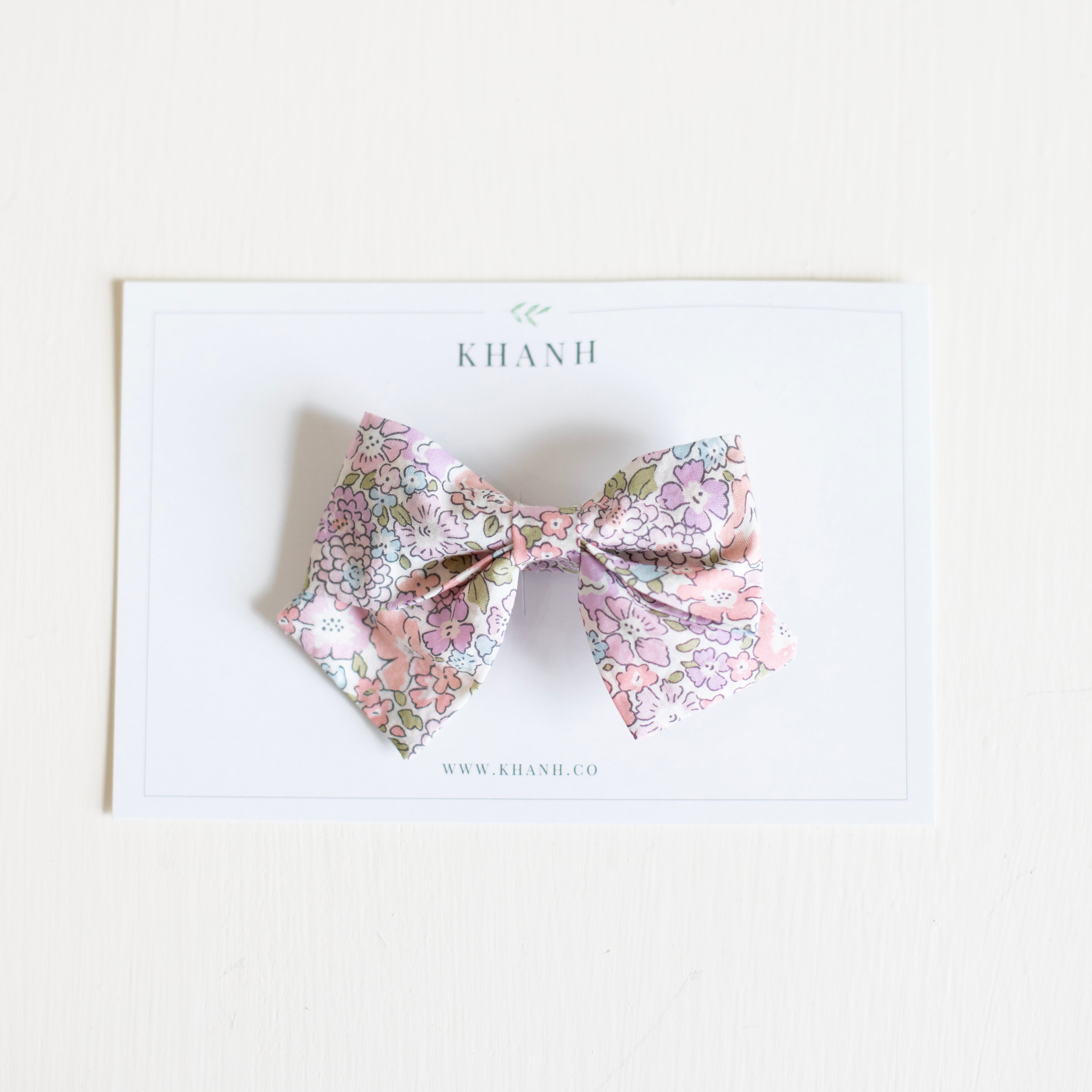 Millie || Medium Sailor Bow