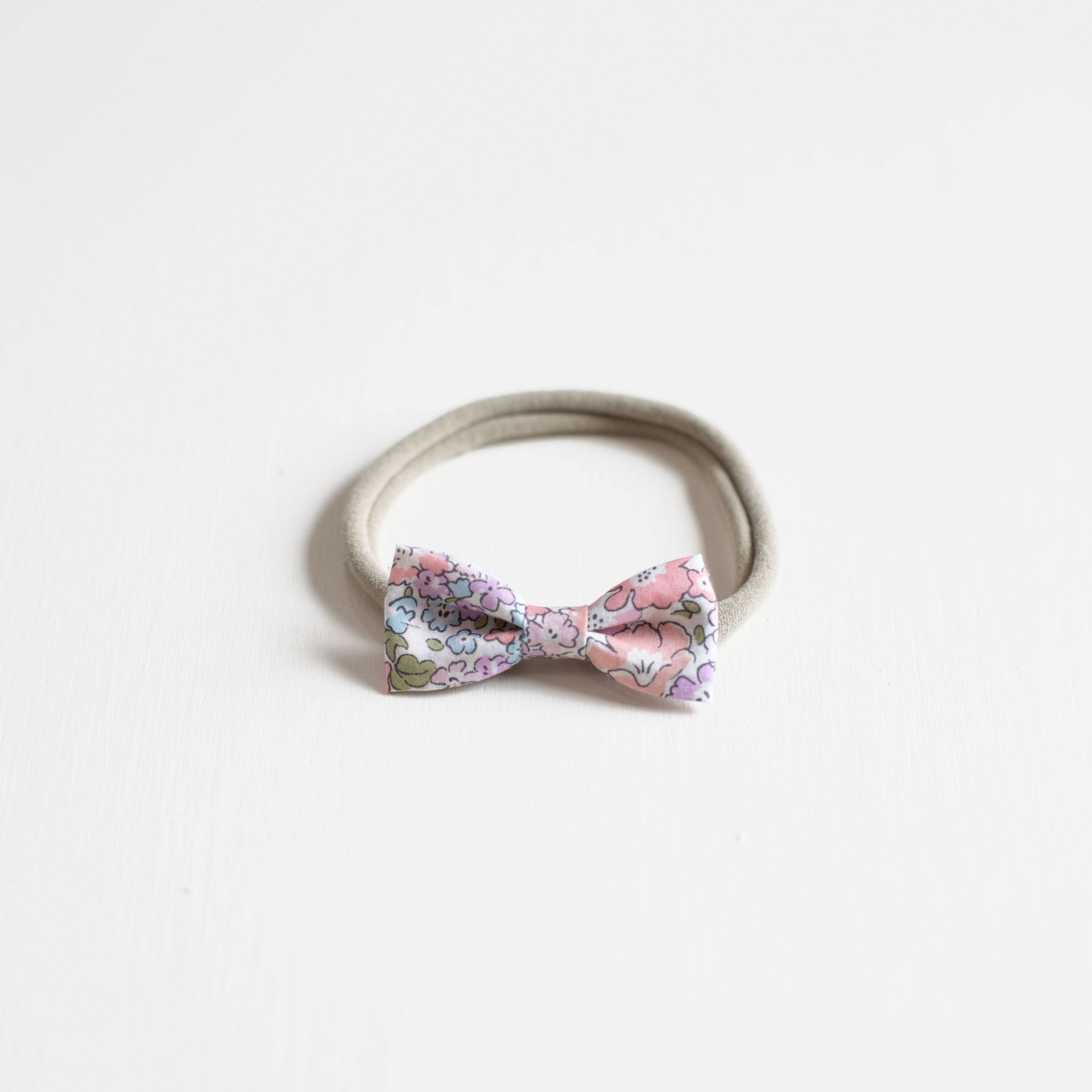 Millie || Mini Bow