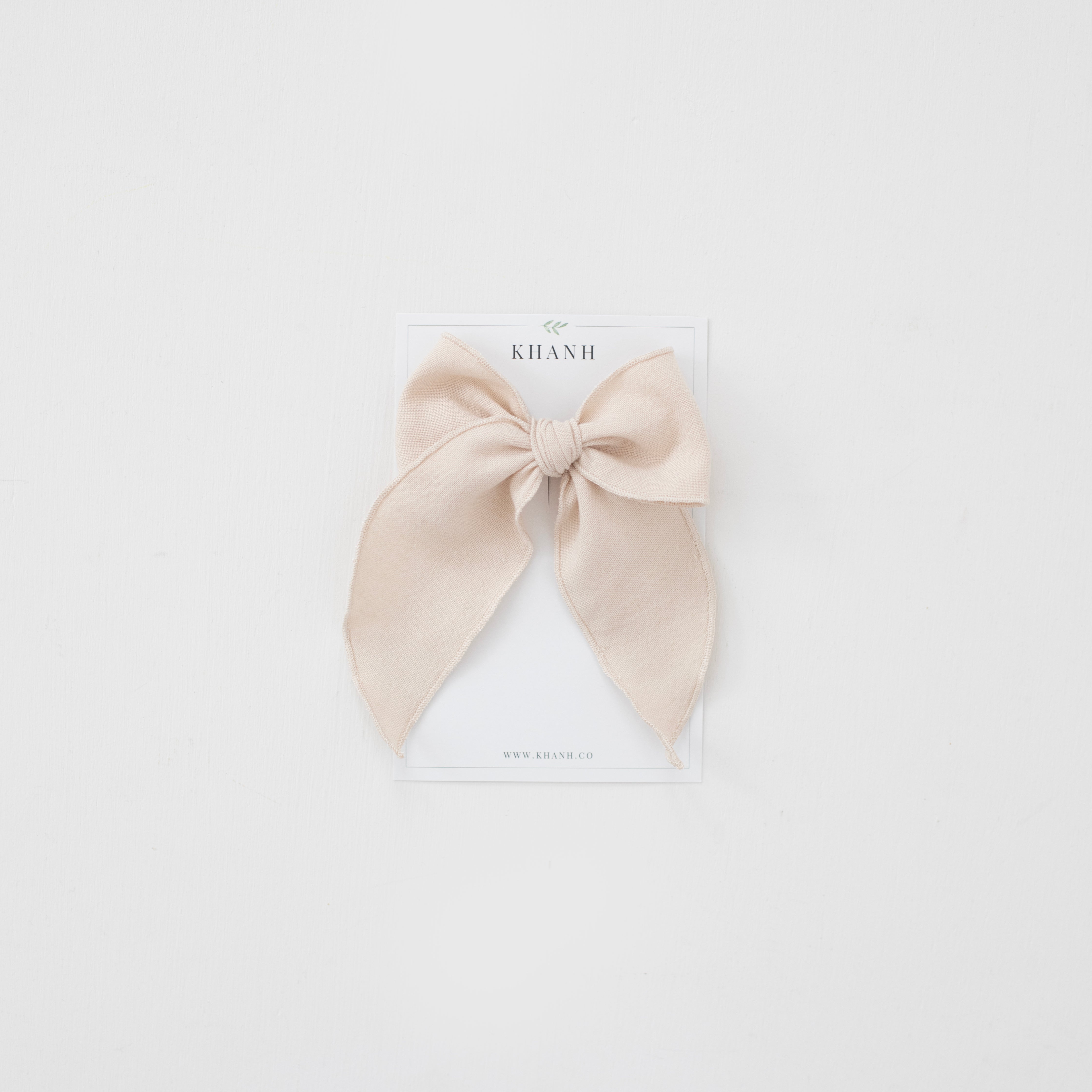 Natural | Oversized Whimsical Bow