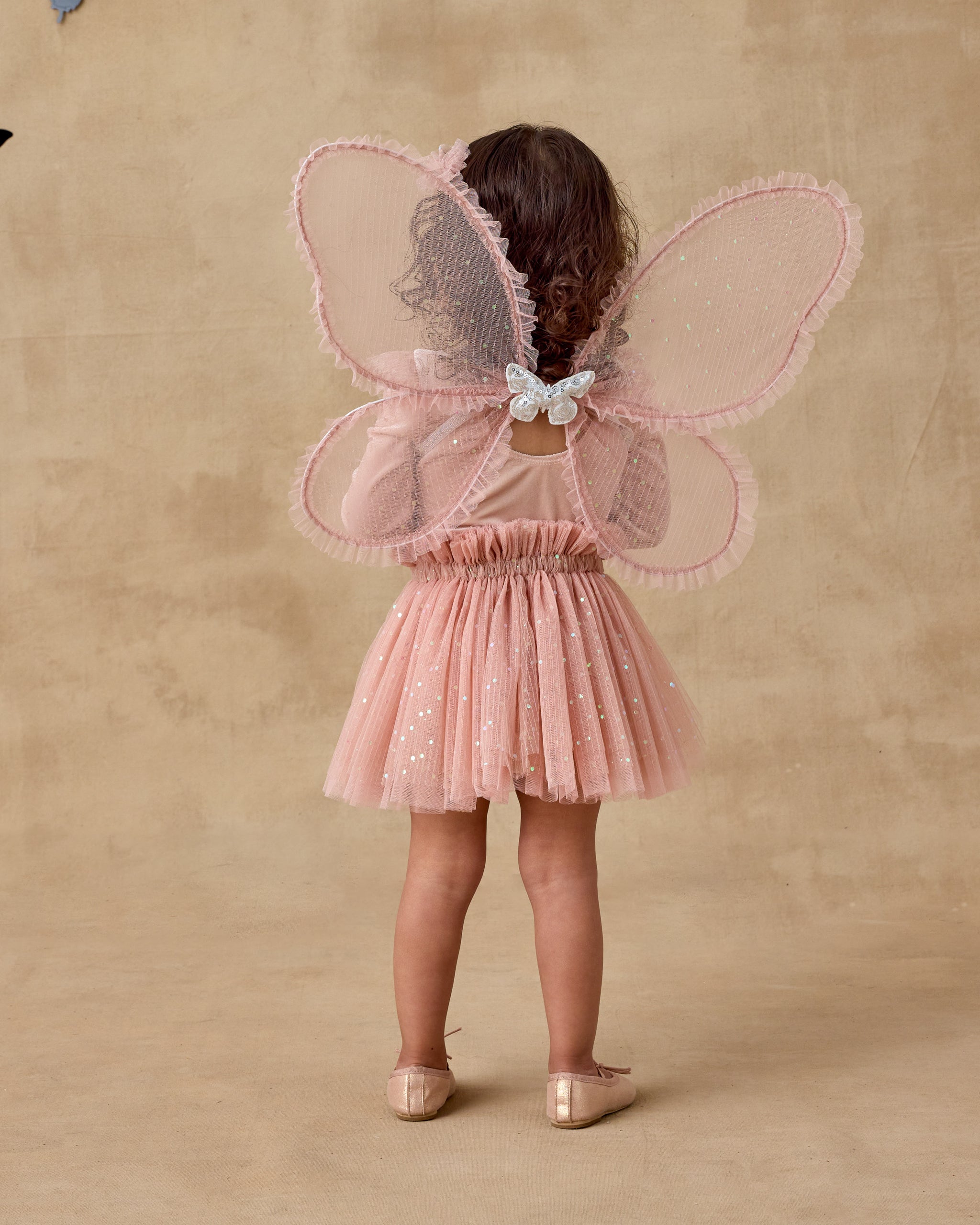 Wings || Rose
