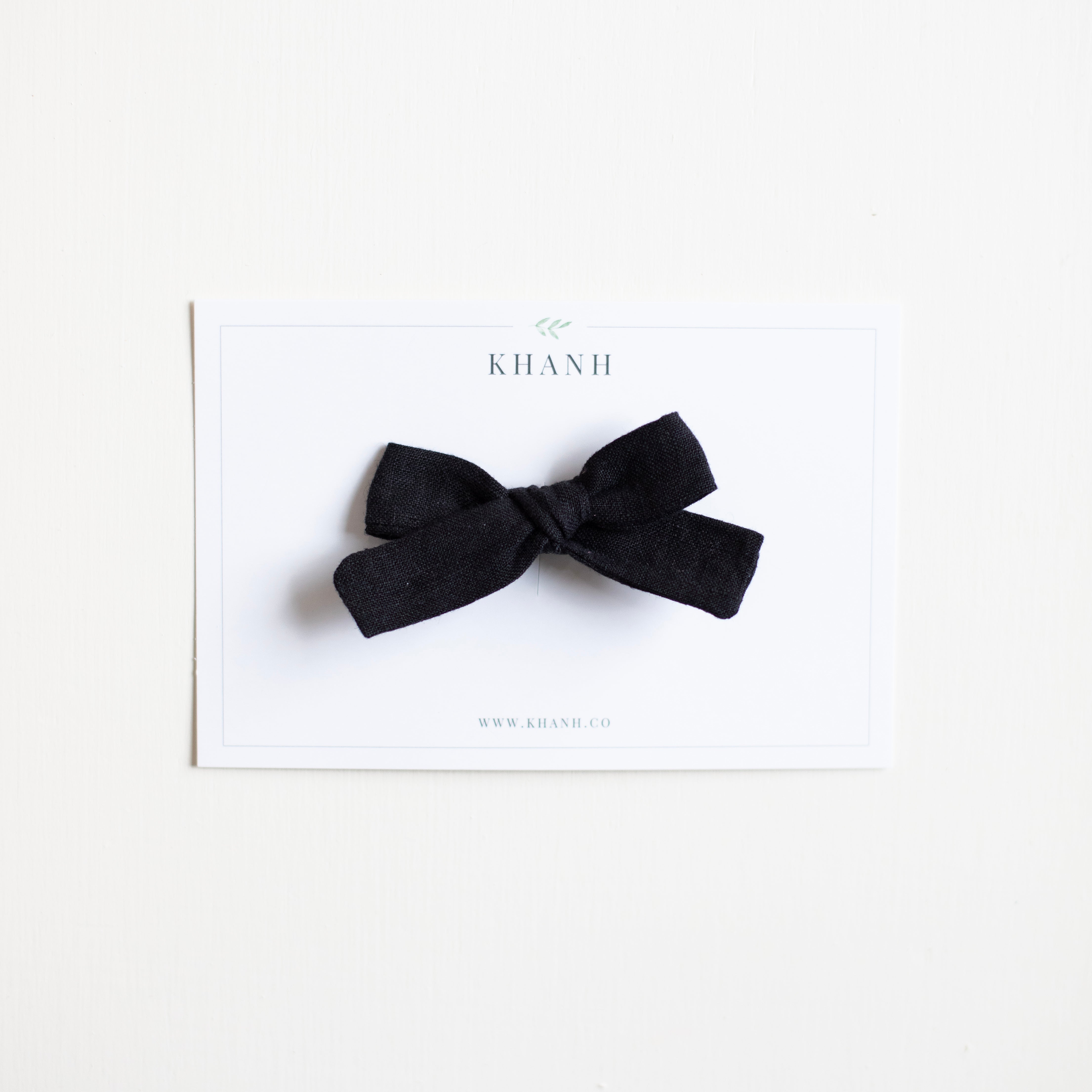 Noir || Petite Hand-Tied Bow