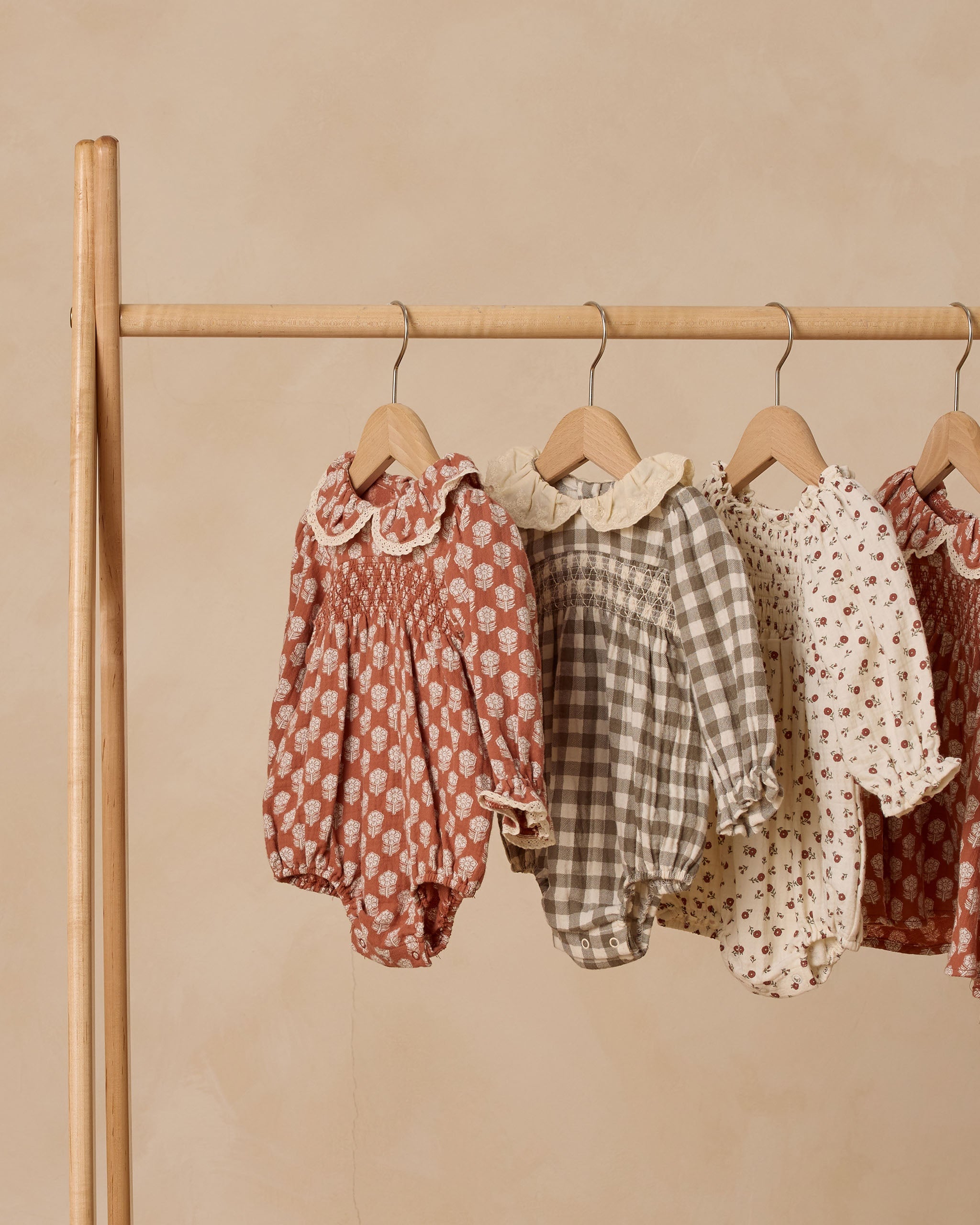 Callie Romper || Holiday Fleur
