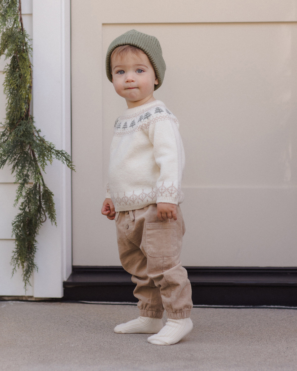 Luca Pant || Latte