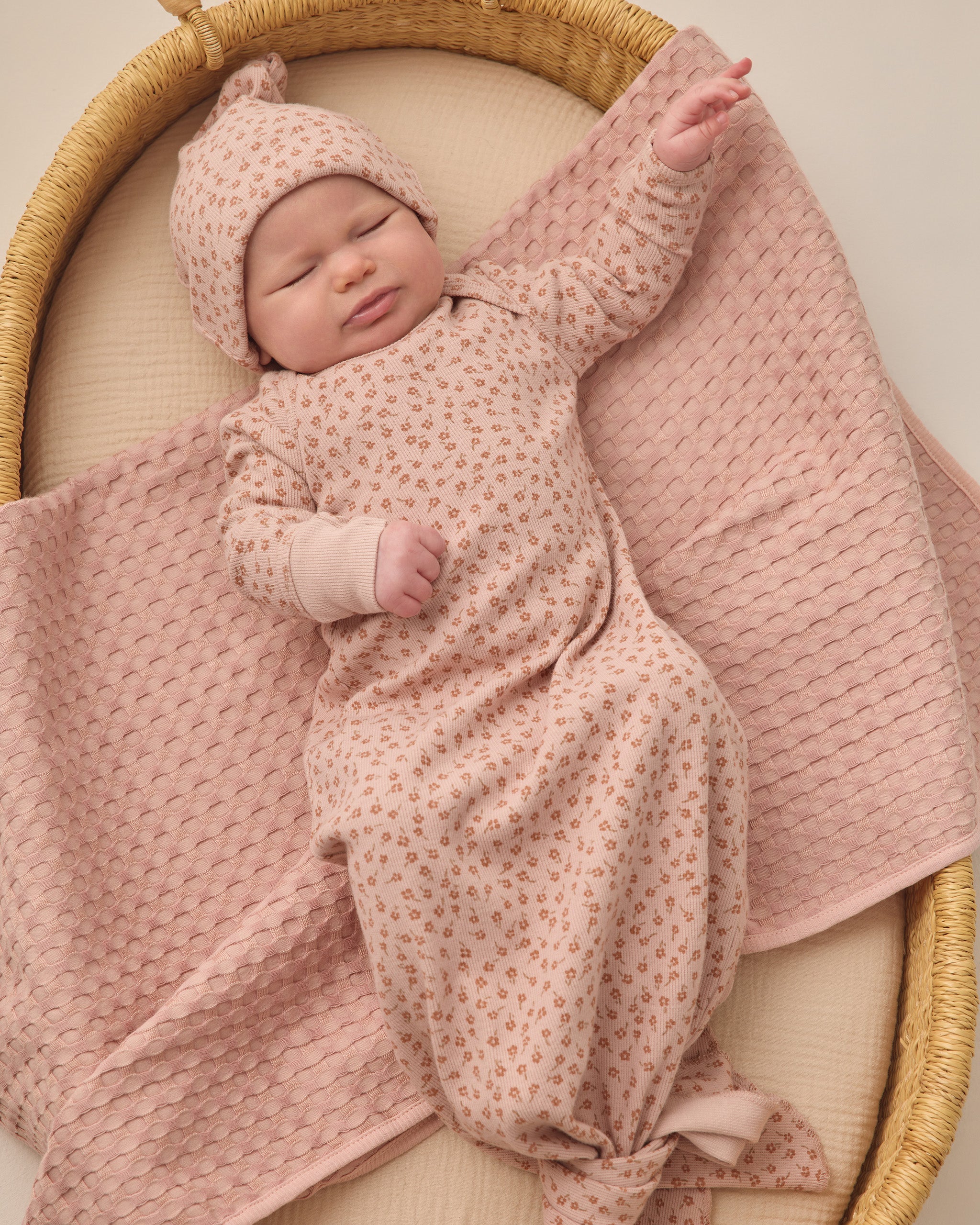 Knotted Baby Gown + Hat Set || Posy