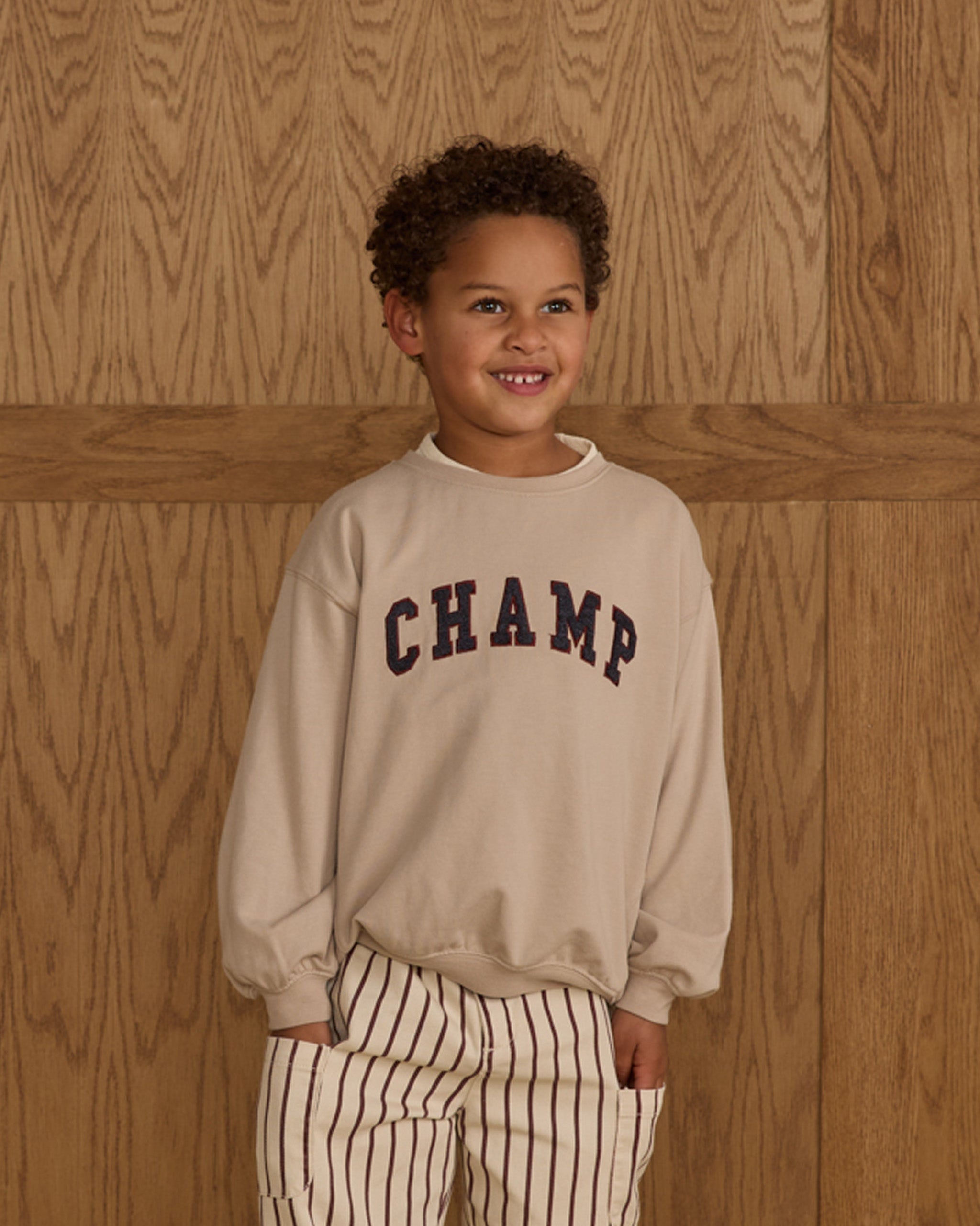Oversized Sweatshirt || Champ