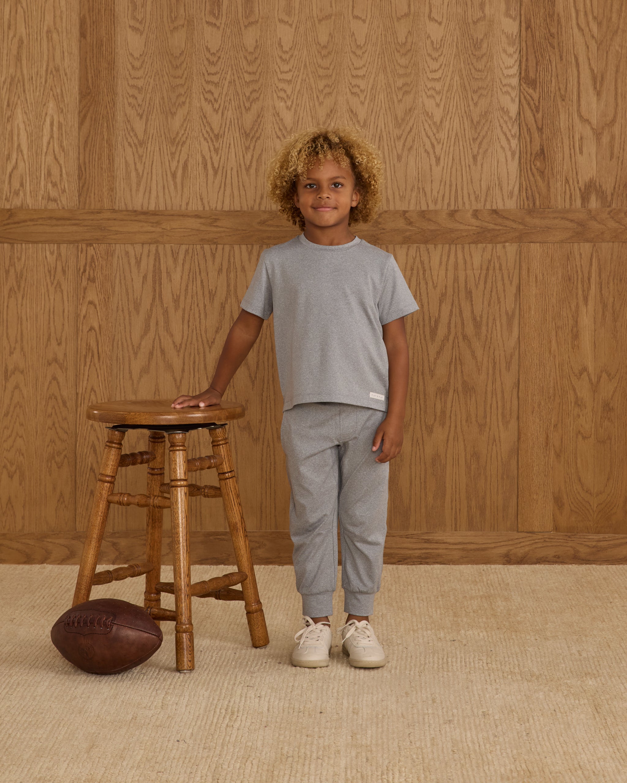 Cove Essential Tee || Heathered Dusty Blue