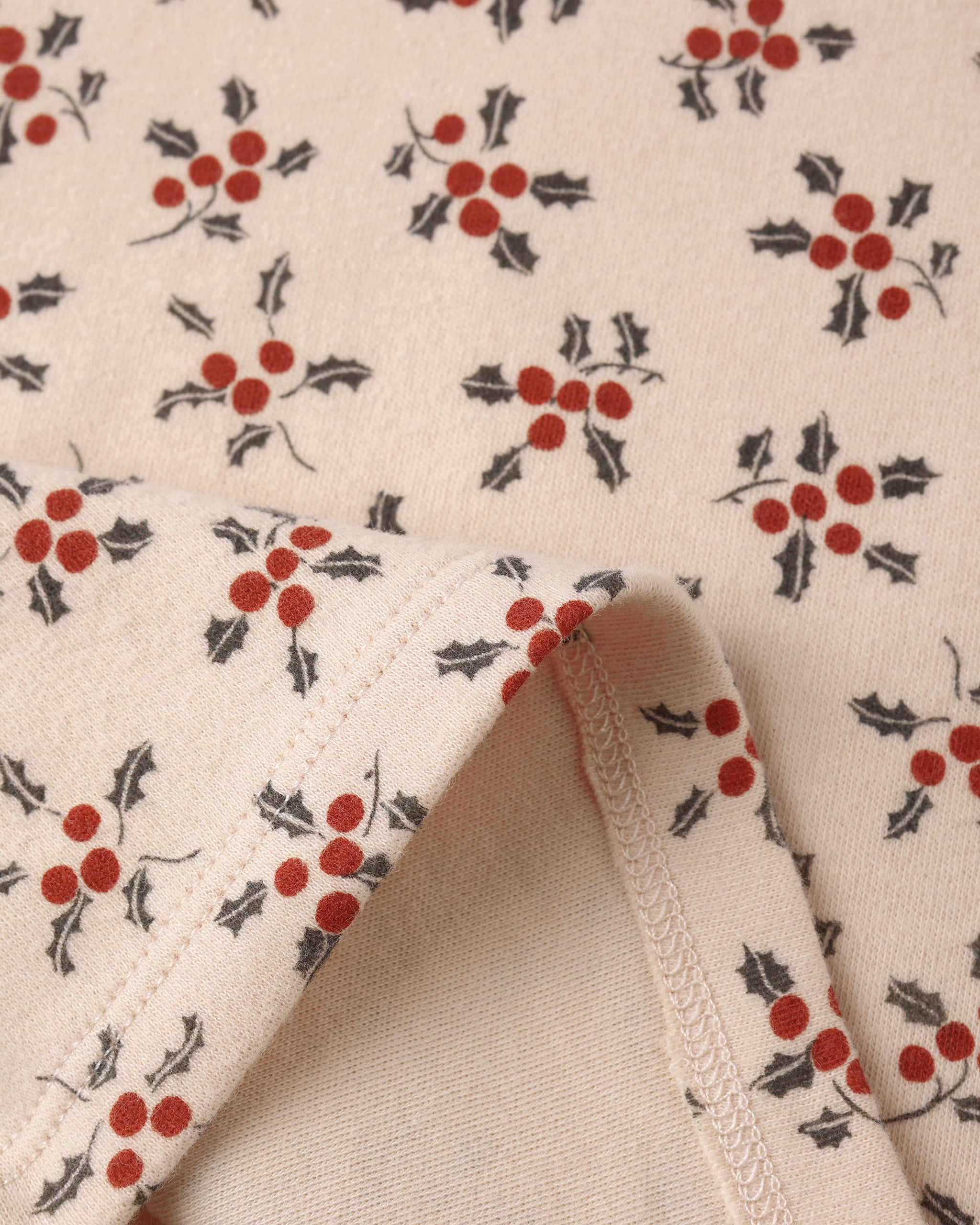 Organic Long Sleeve Pajama Set || Holly Berry