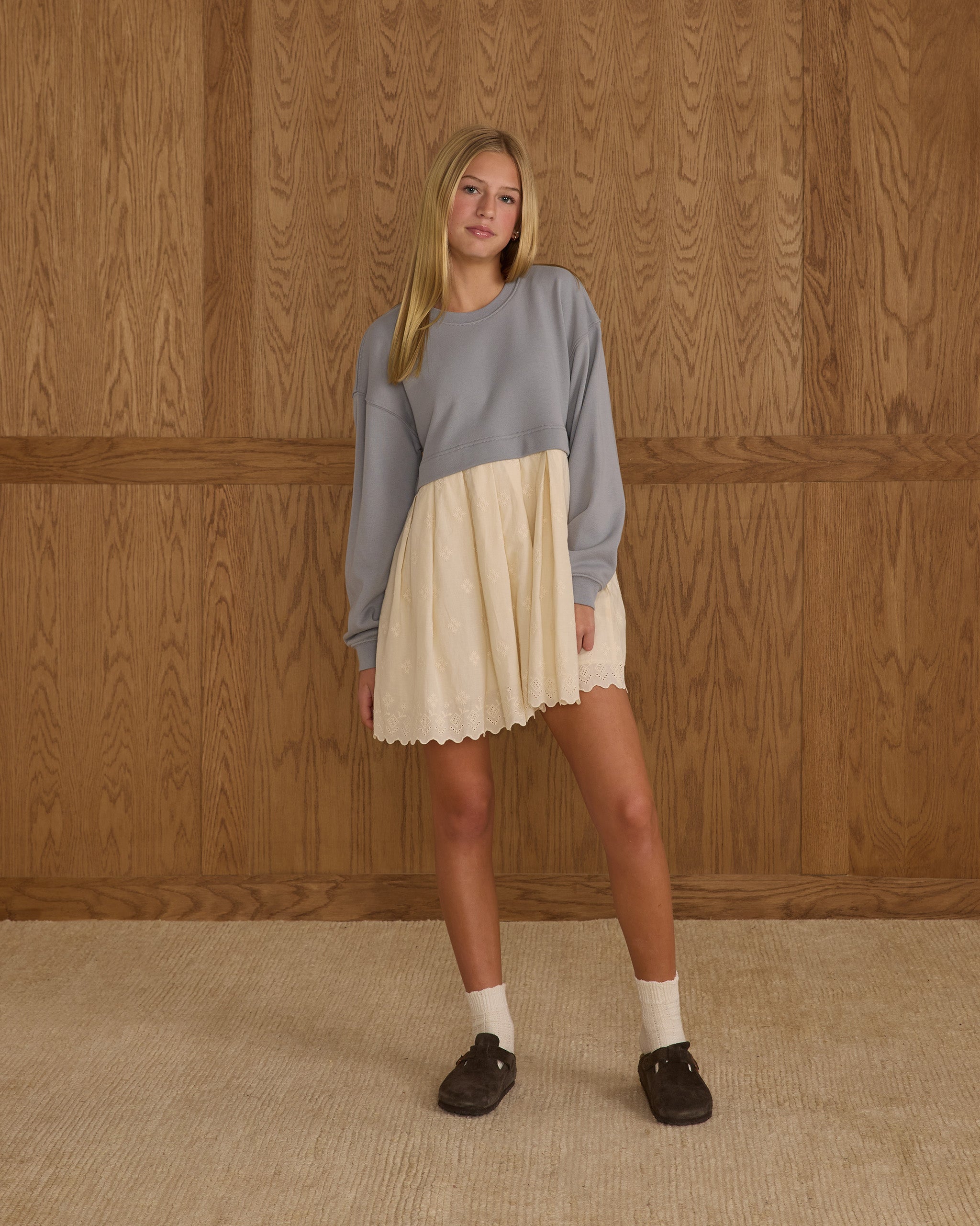 Sweatshirt Dress || Dusty Blue (Teens)
