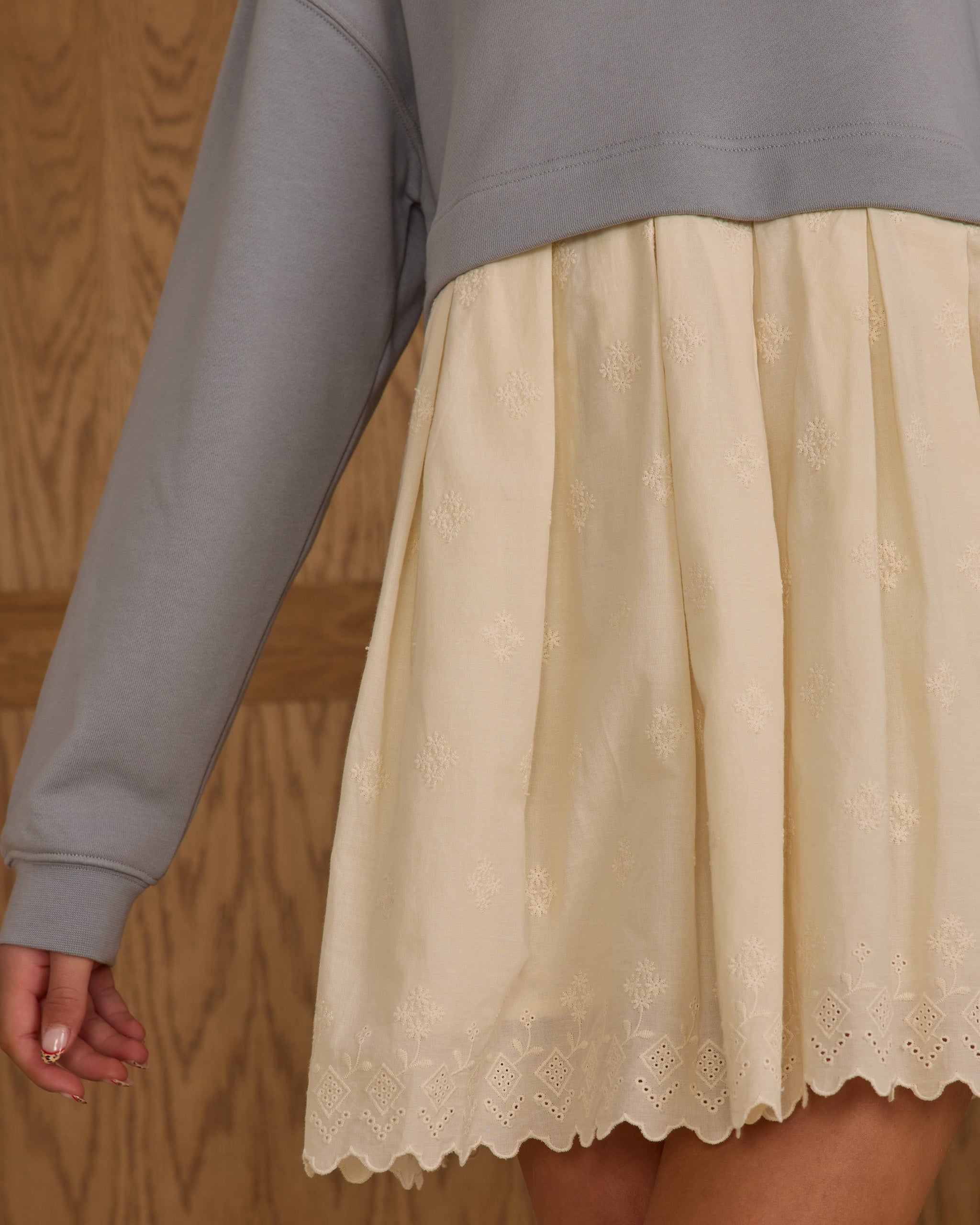 Sweatshirt Dress || Dusty Blue (Teens)