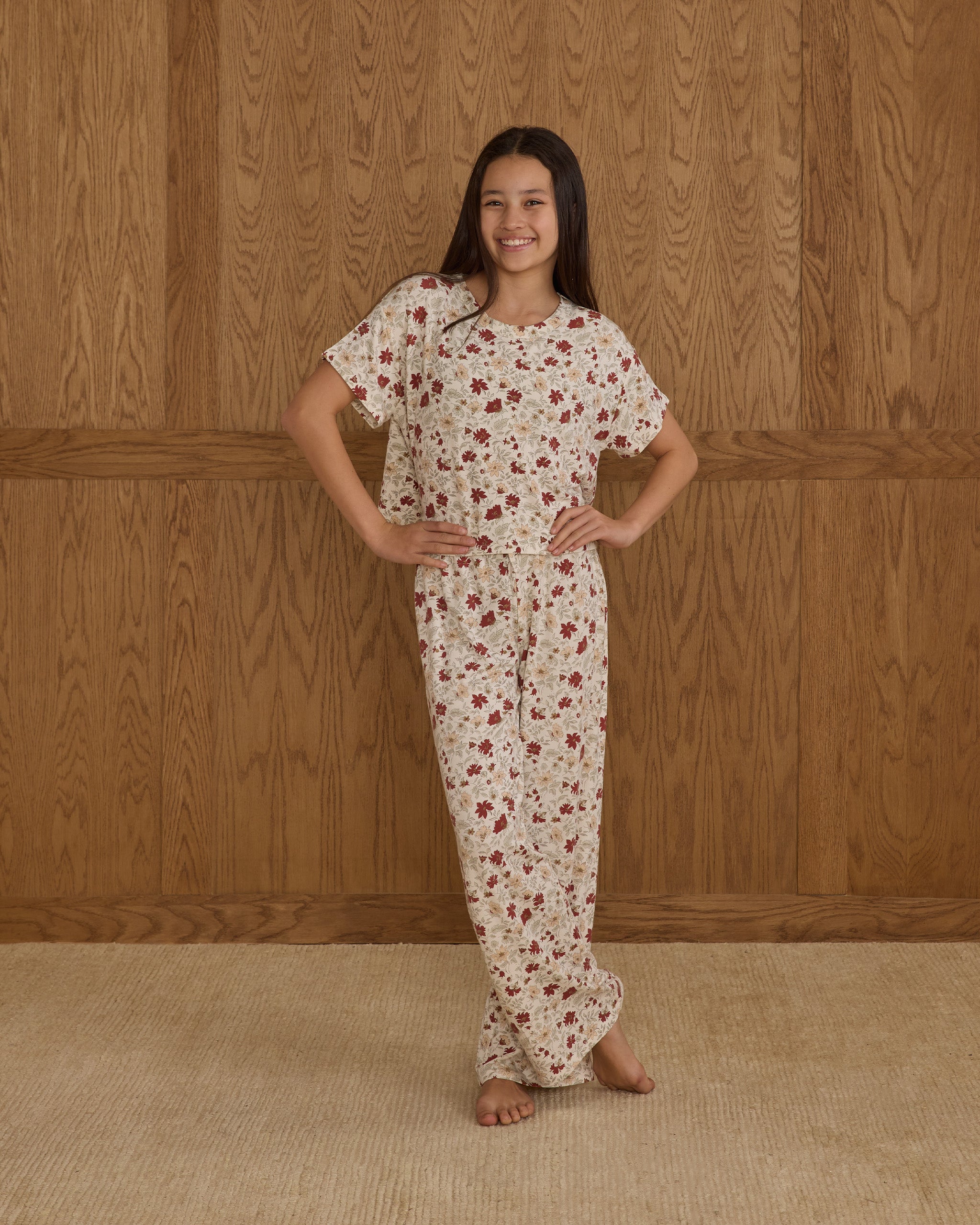 Ruthie Set || Holiday Floral - Teen - LAST 14Y & 16Y