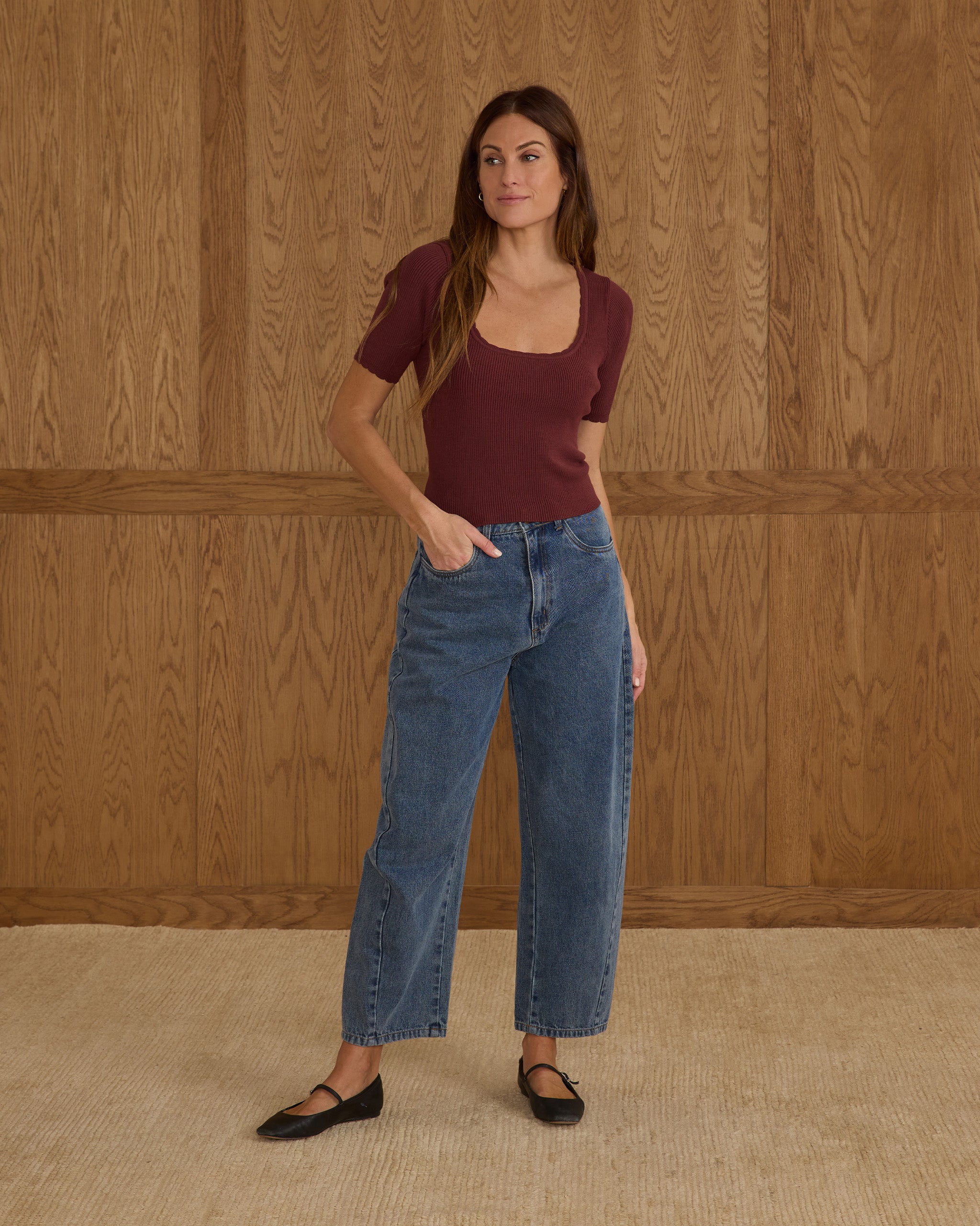 Scallop Tee || Burgundy