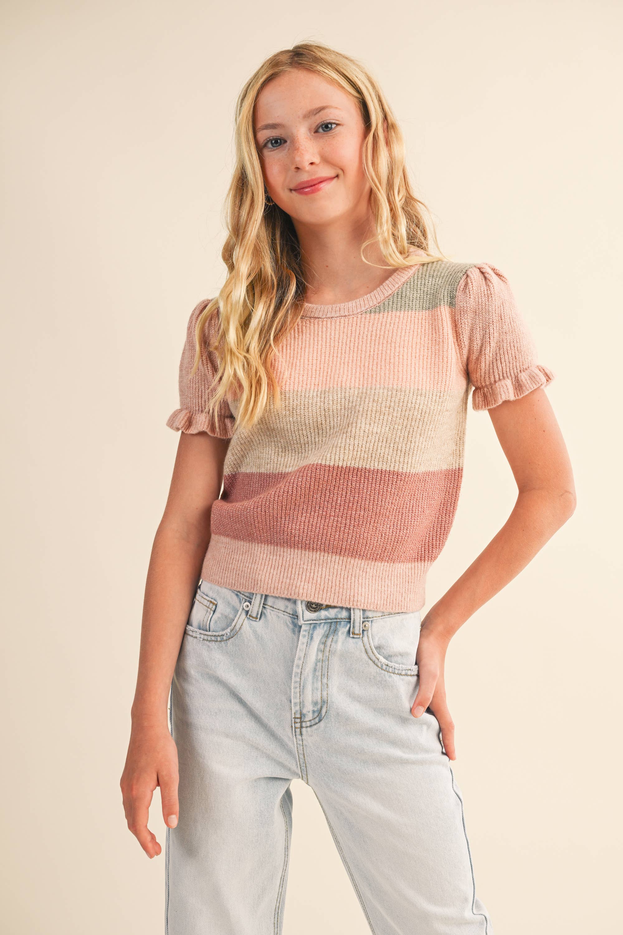 Tween Puff Sleeve Seater