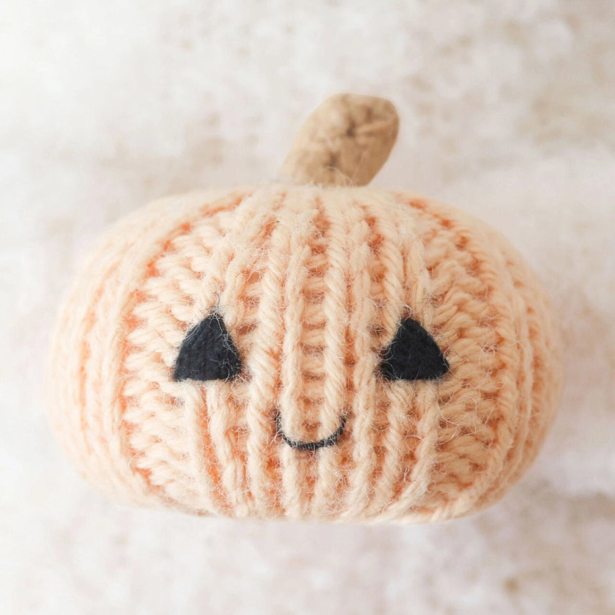 Baby Ghost (pearl white w/ pumpkin)