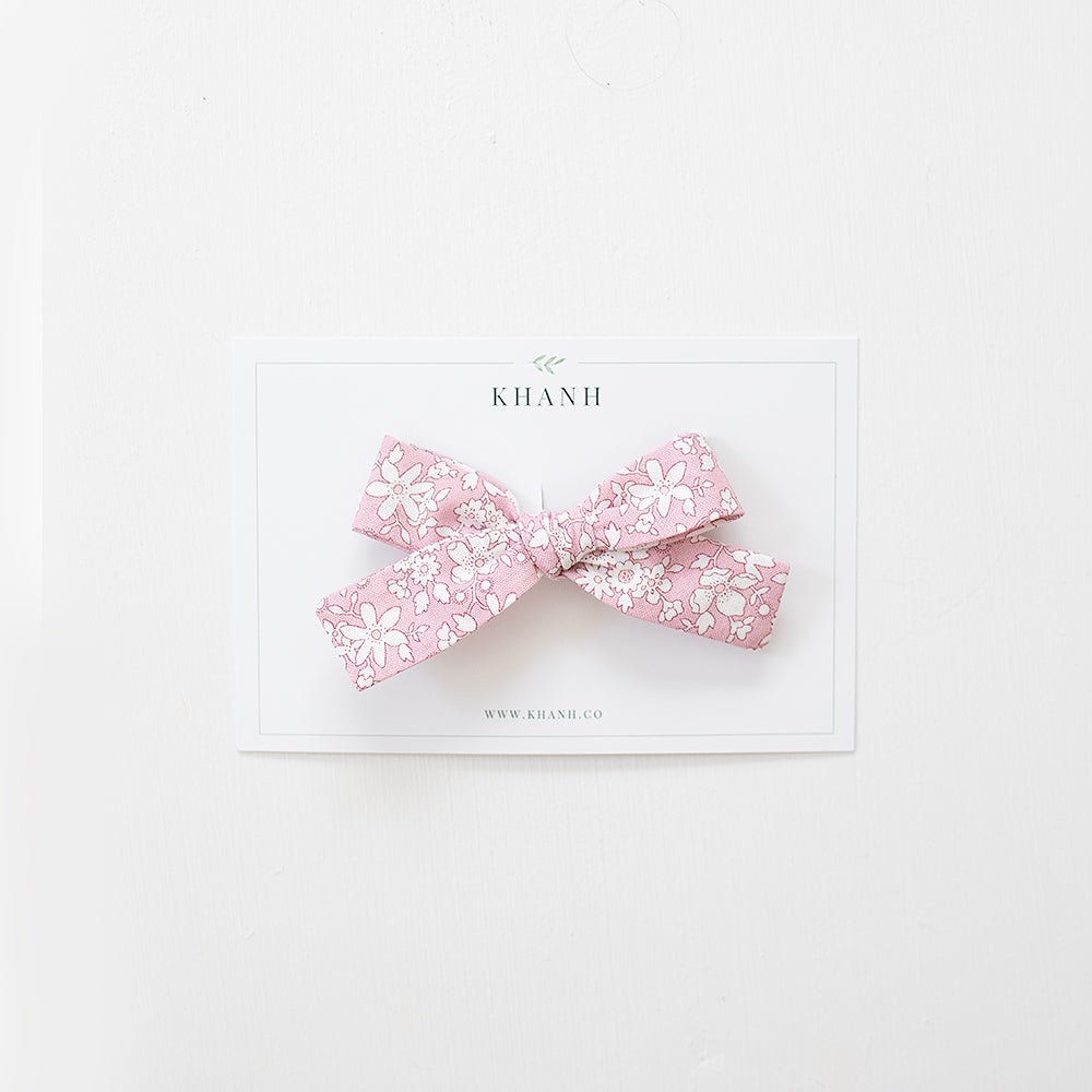 Bella | Medium Hand Tied Bow
