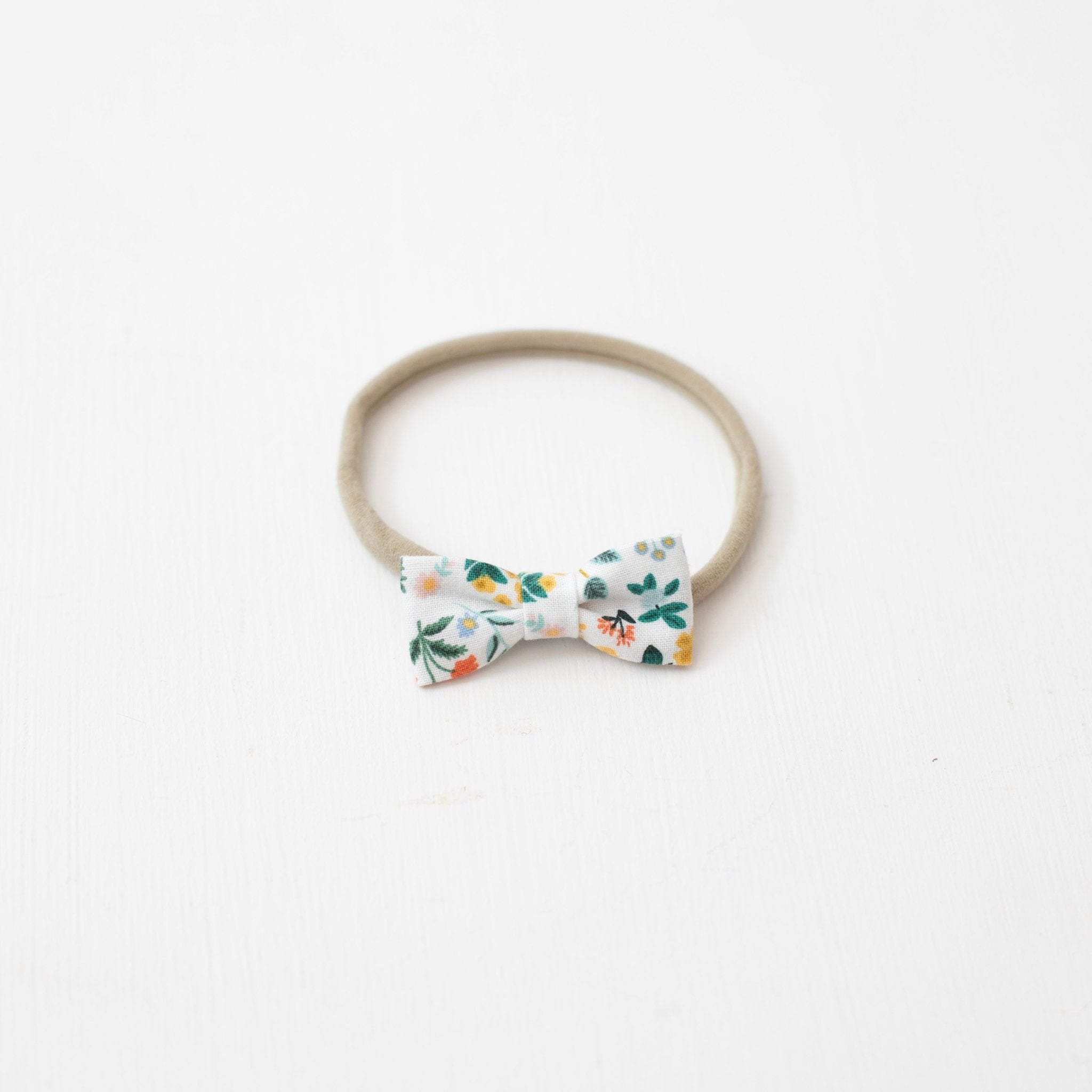 Bramble ( White ) | Mini Bow
