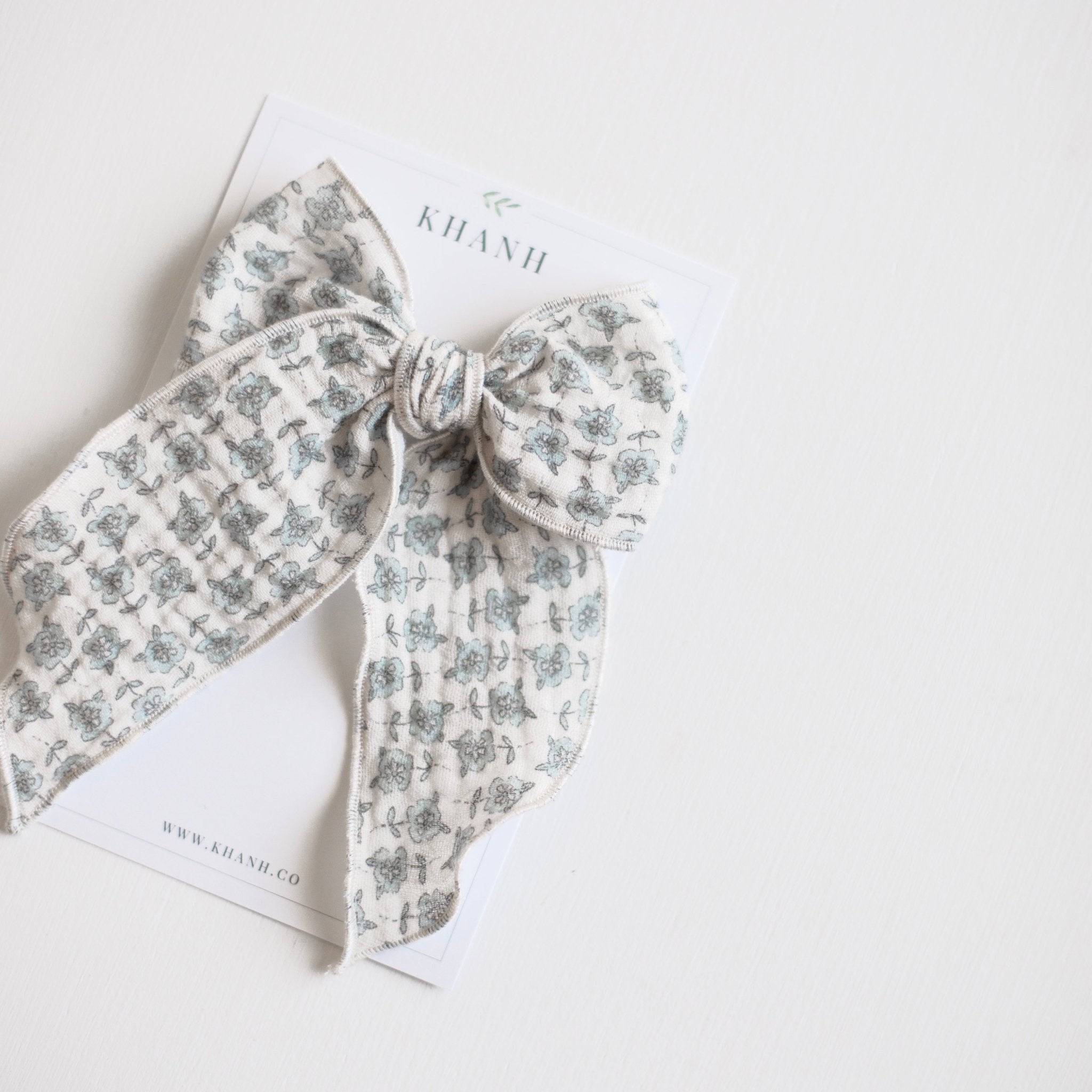 Briar | Oversized Whimsical Bow