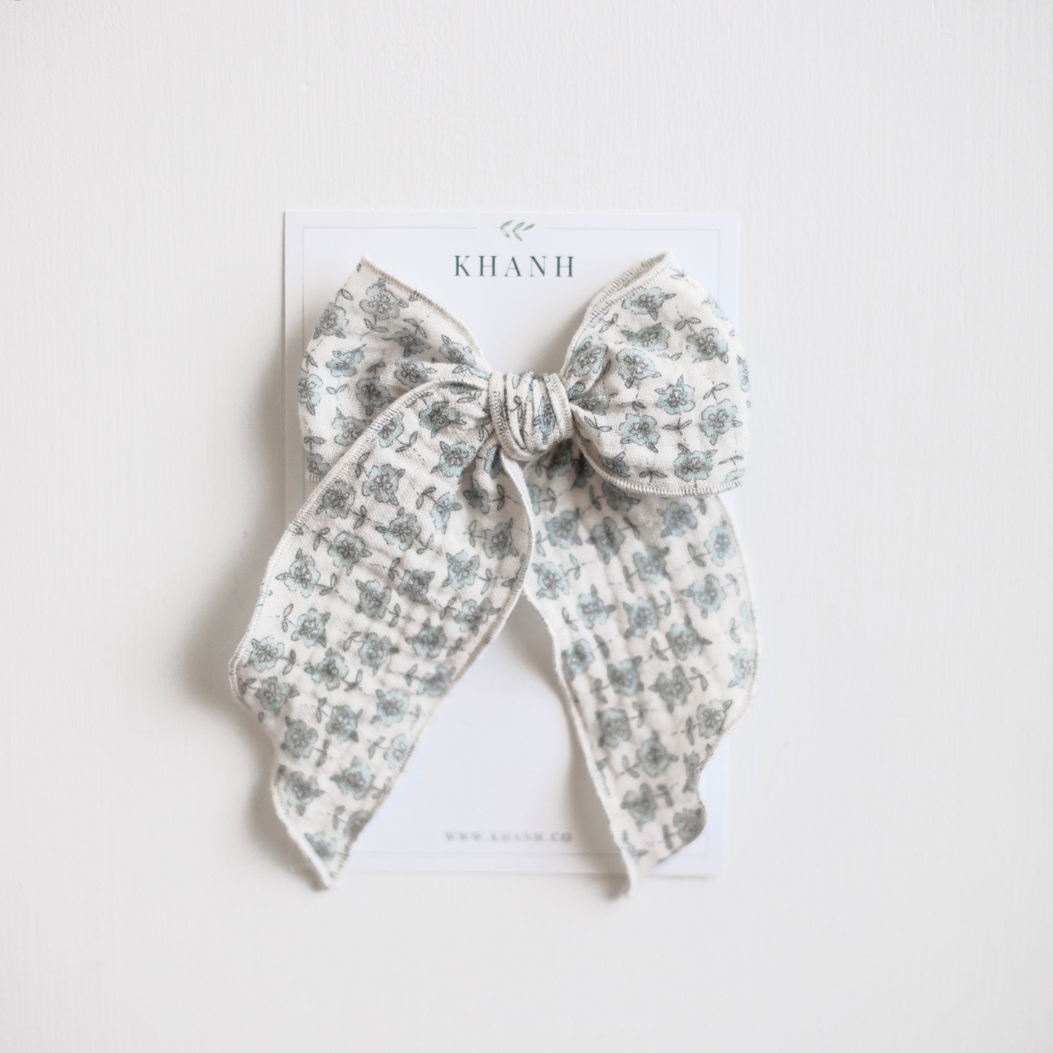Briar | Oversized Whimsical Bow