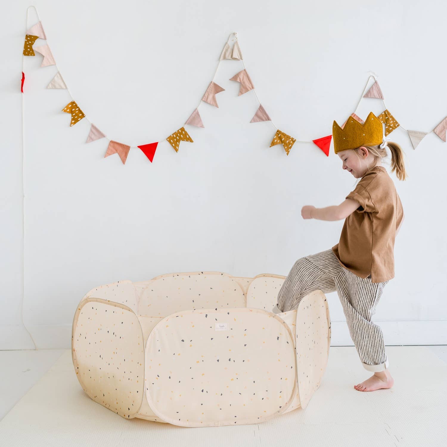 Ball Pit || Checkerboard Beige