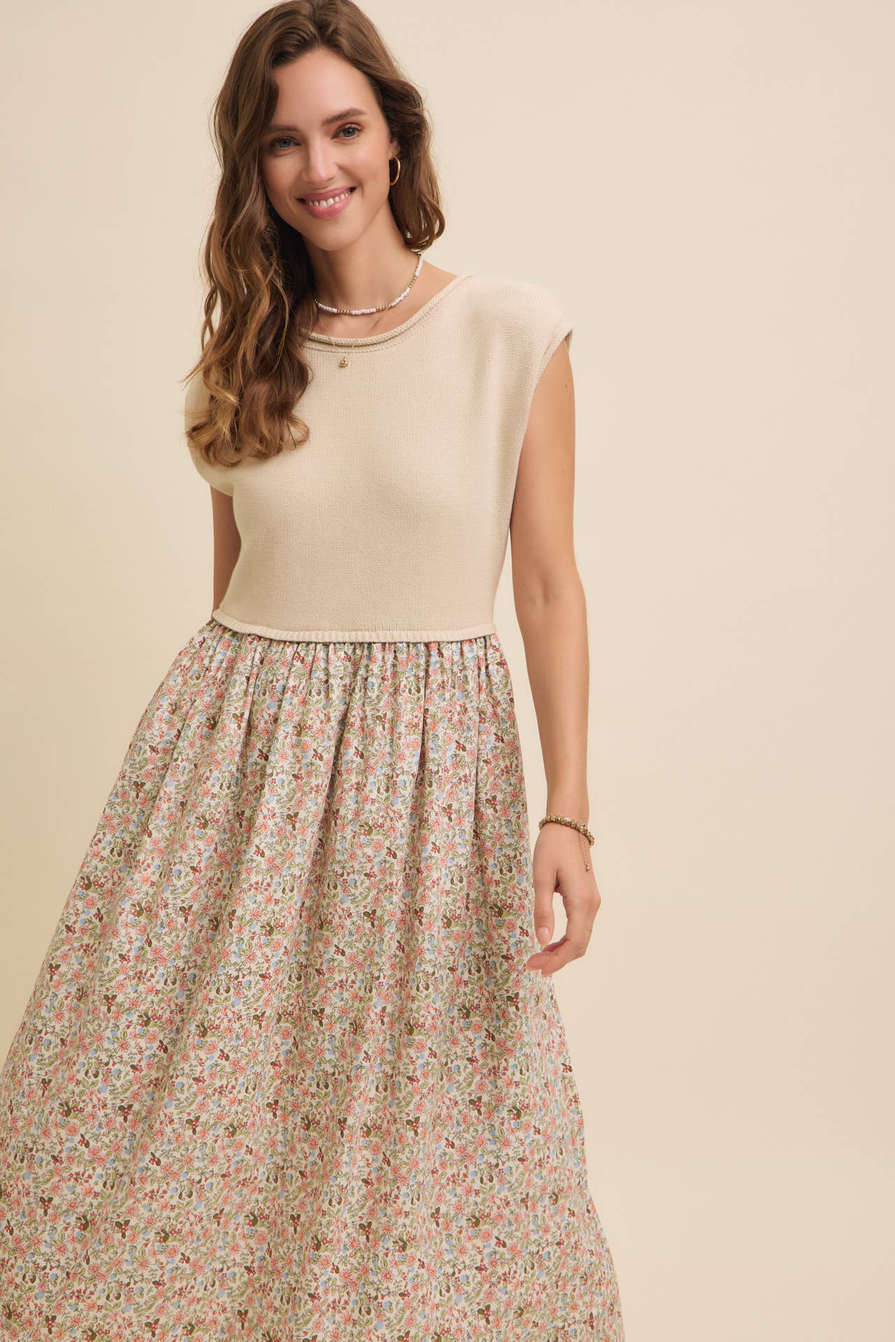 Clara Midi Dress with Sweater Vest L Clara Midi Dress with Sweater Vest L