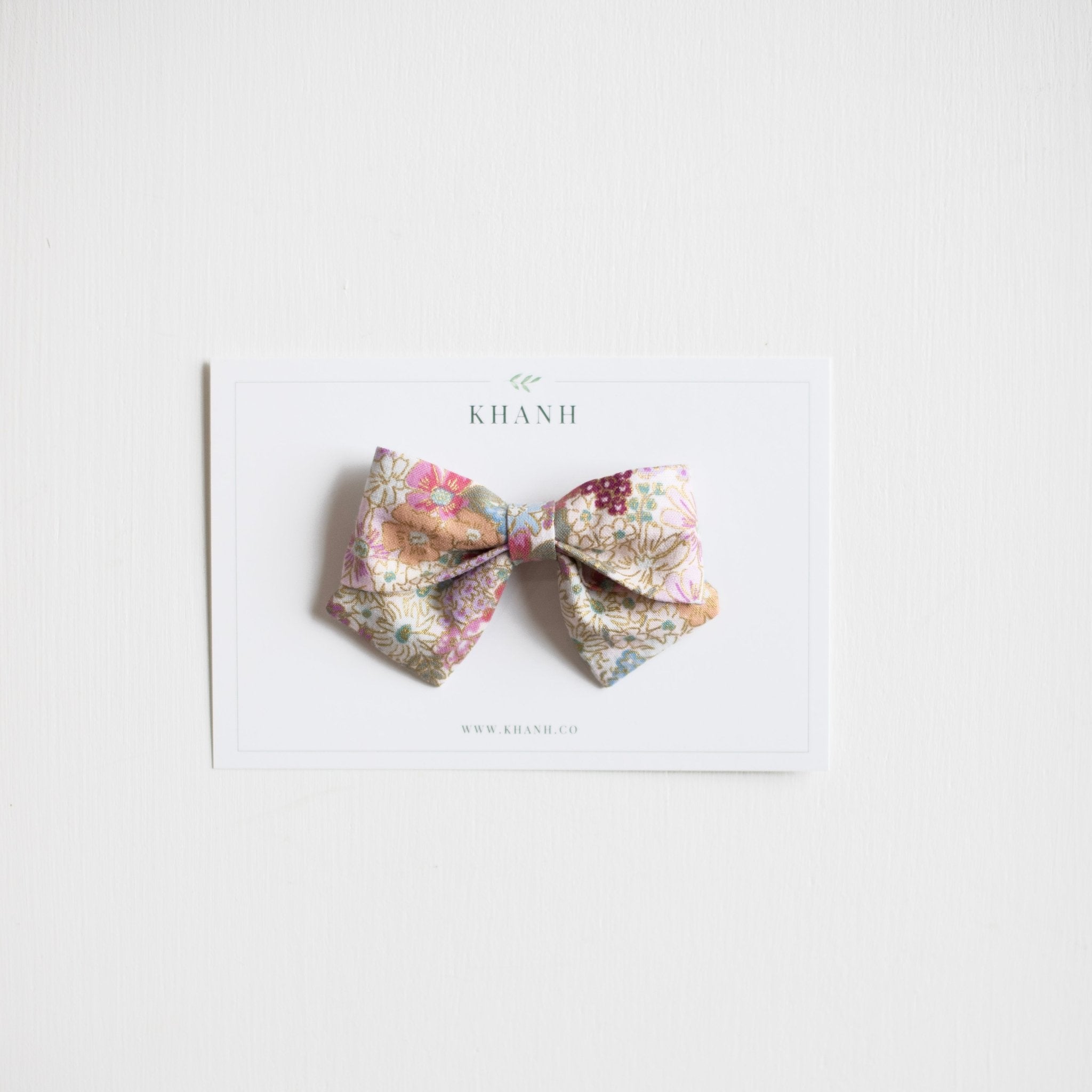 Calli | Medium Sailor Bow