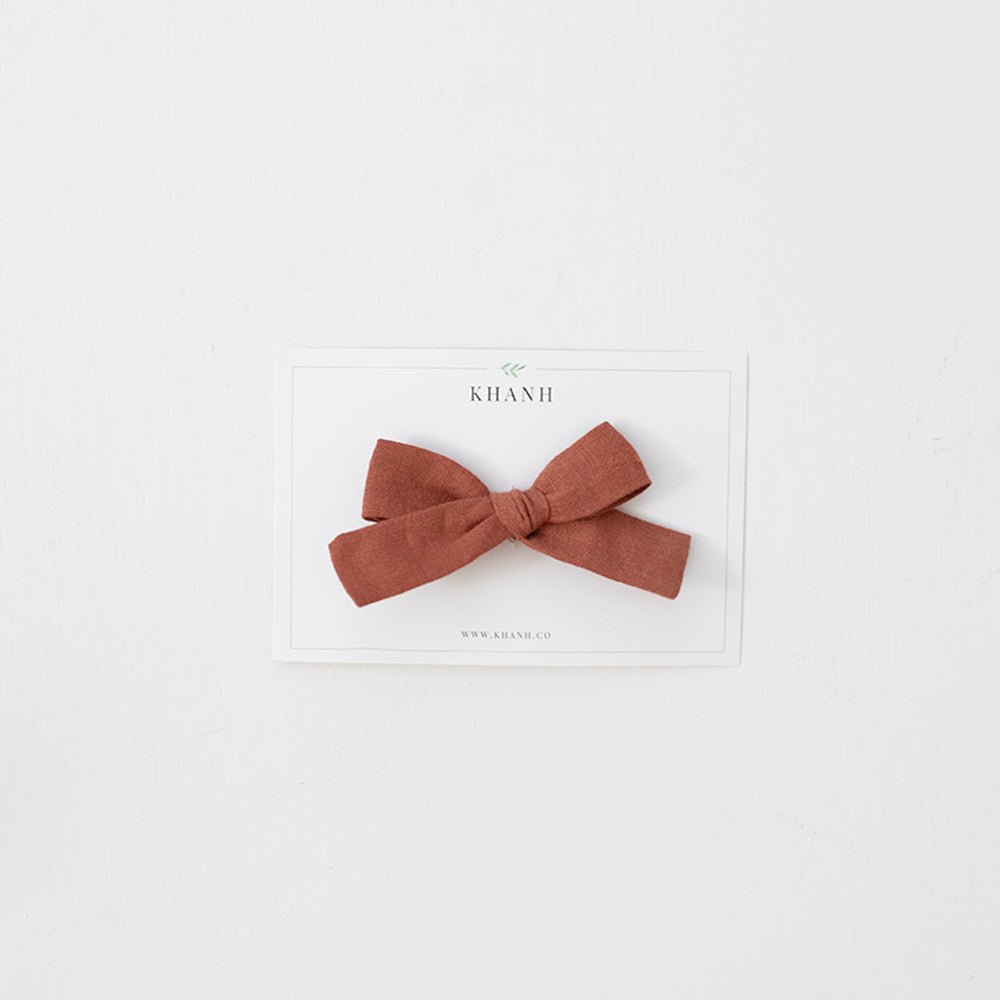 Cinnamon | Medium Hand Tied Bow