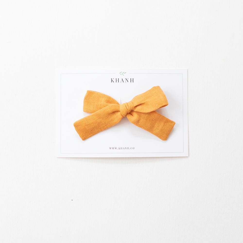 Creamsicle | Medium Hand Tied Bow