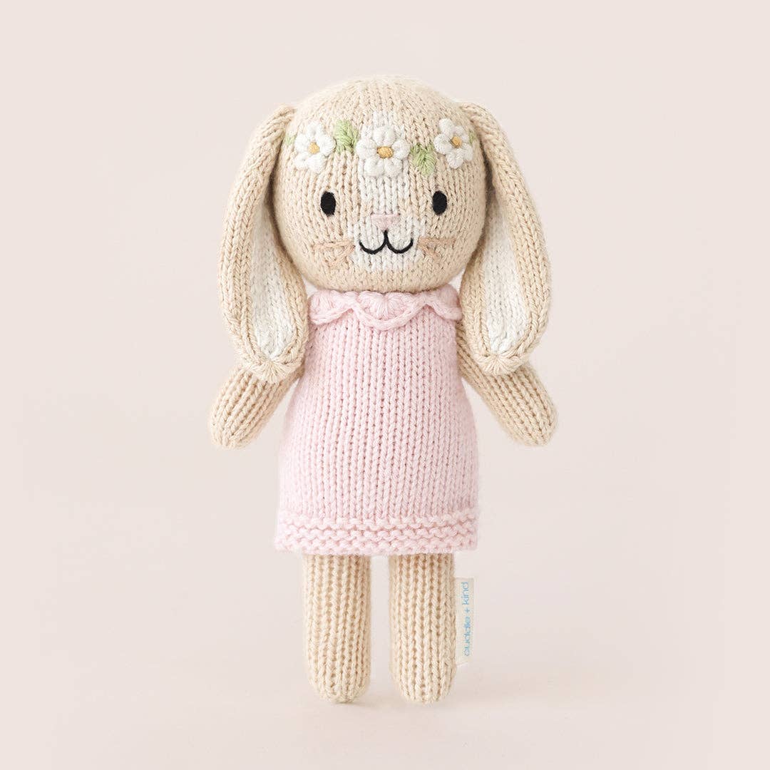 Tiny Hannah the bunny || Blush