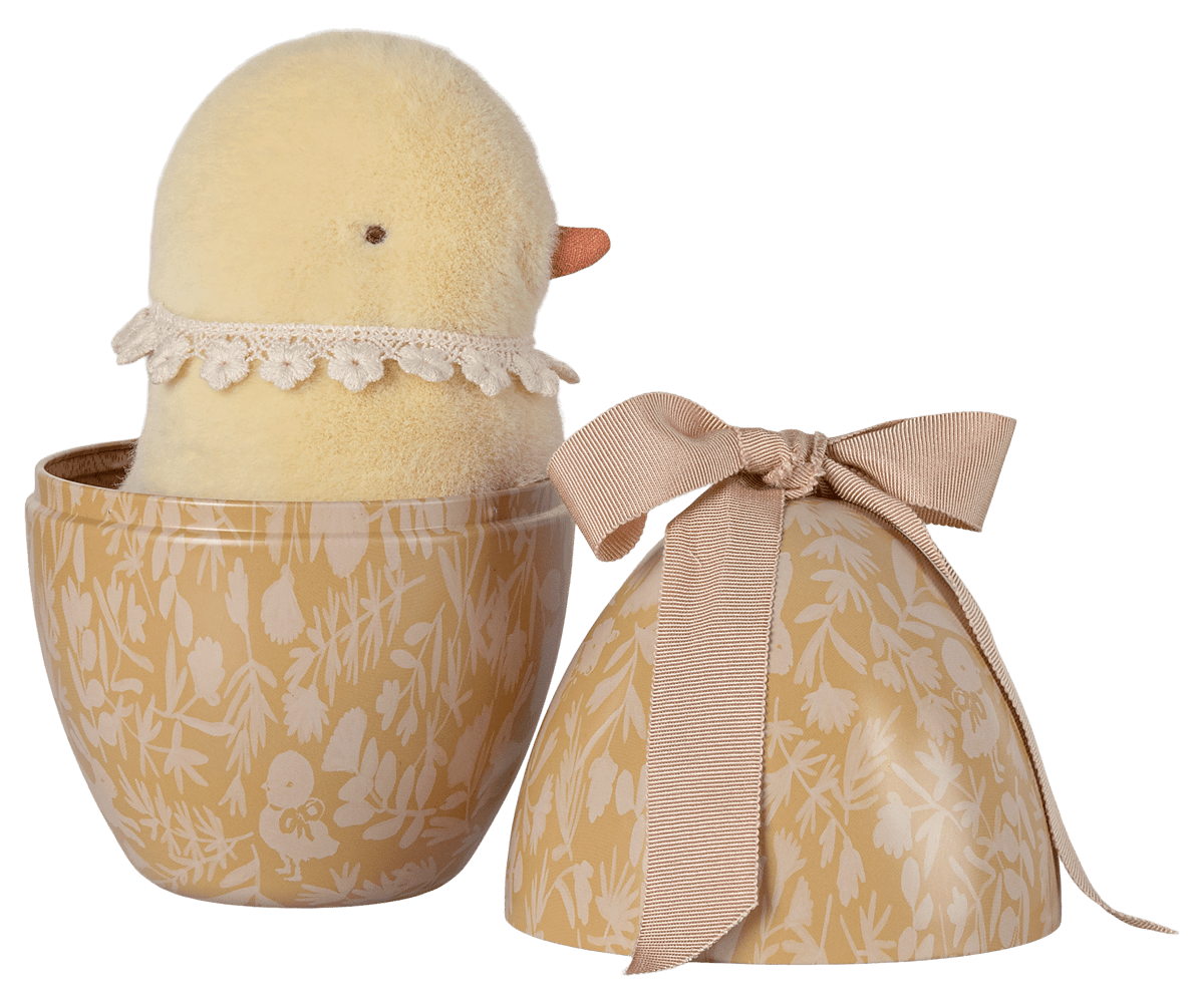 Easter egg with chicken