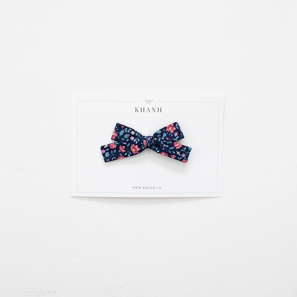 Eveleigh | Petite Hand - Tied Bow