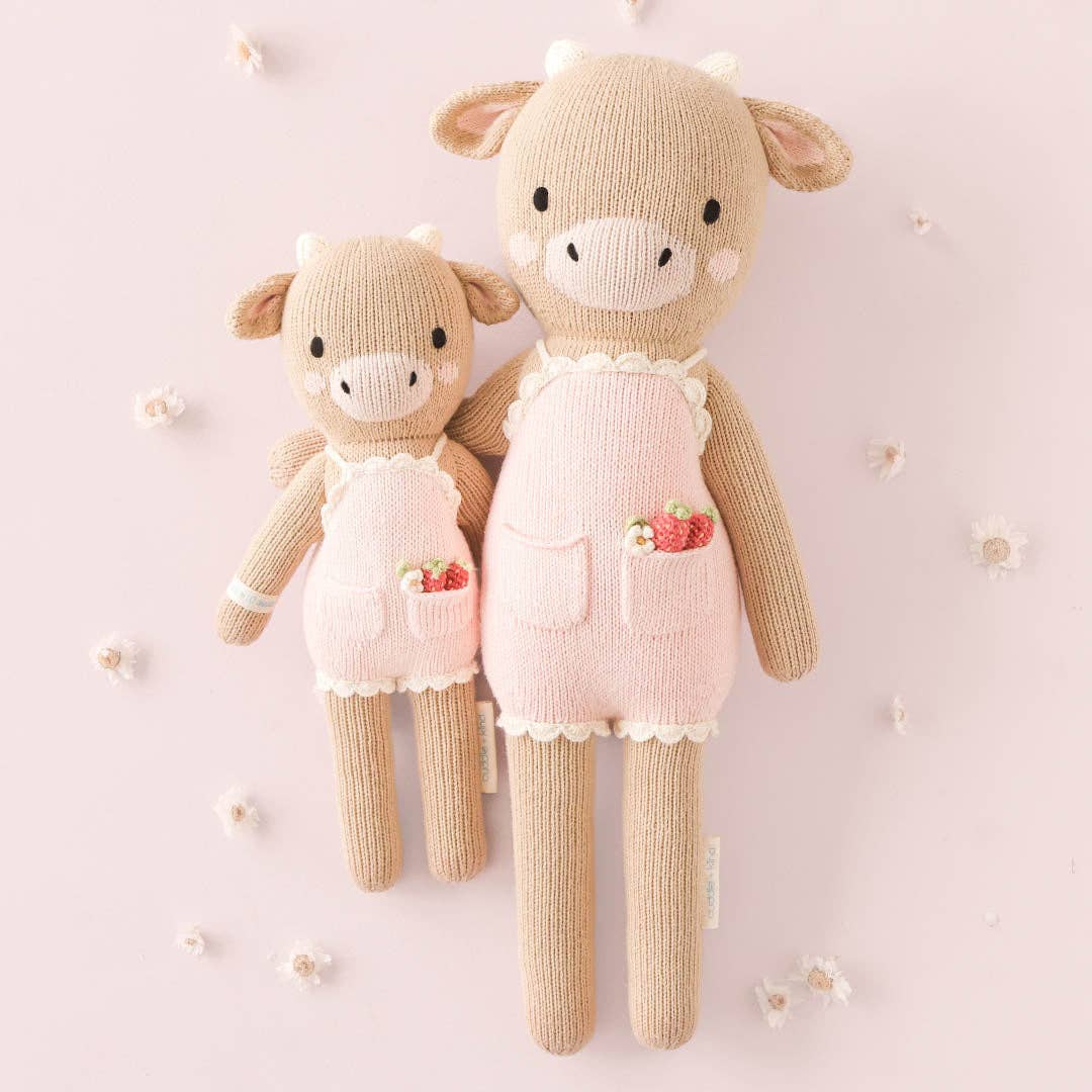 Ava the cow | Powder Pink