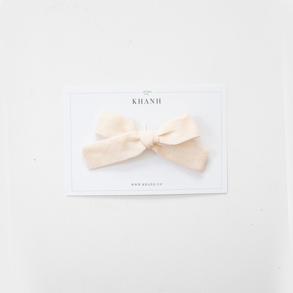 Froth | Medium Hand Tied Bow