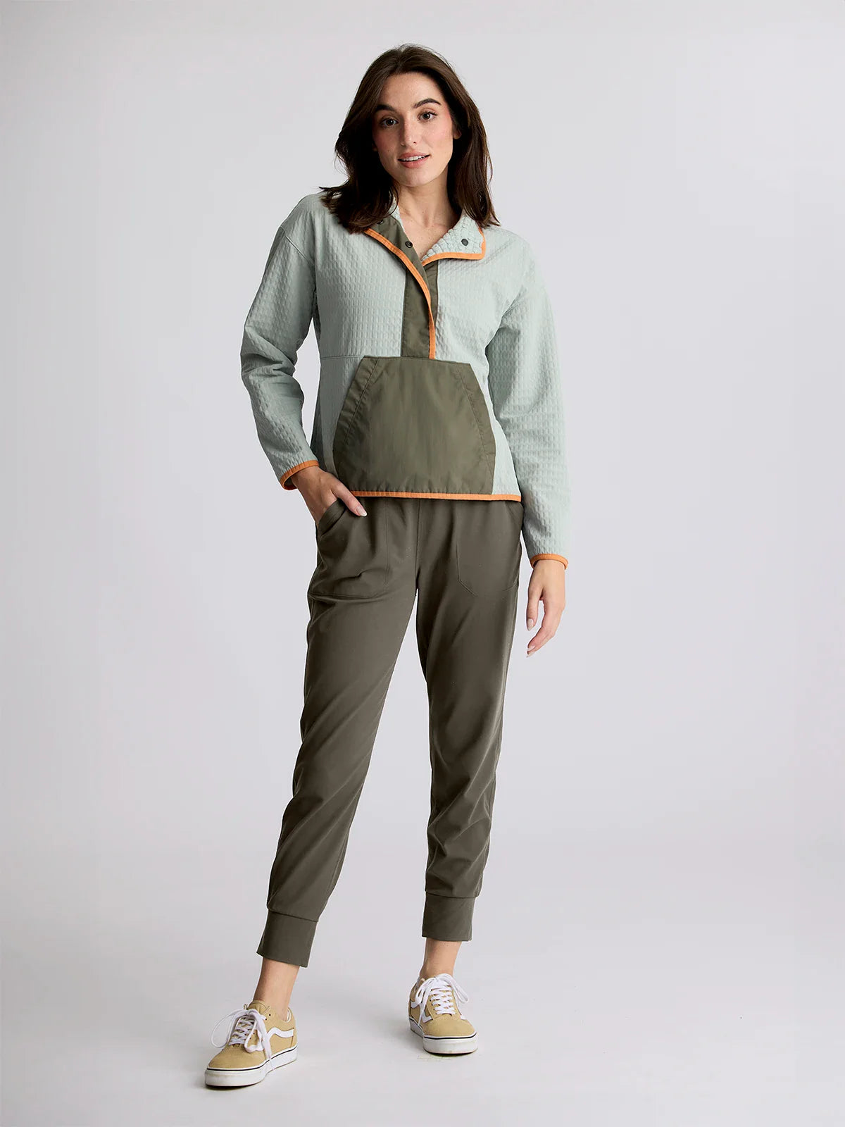 Women's Highmile Jogger || Smokey Olive
