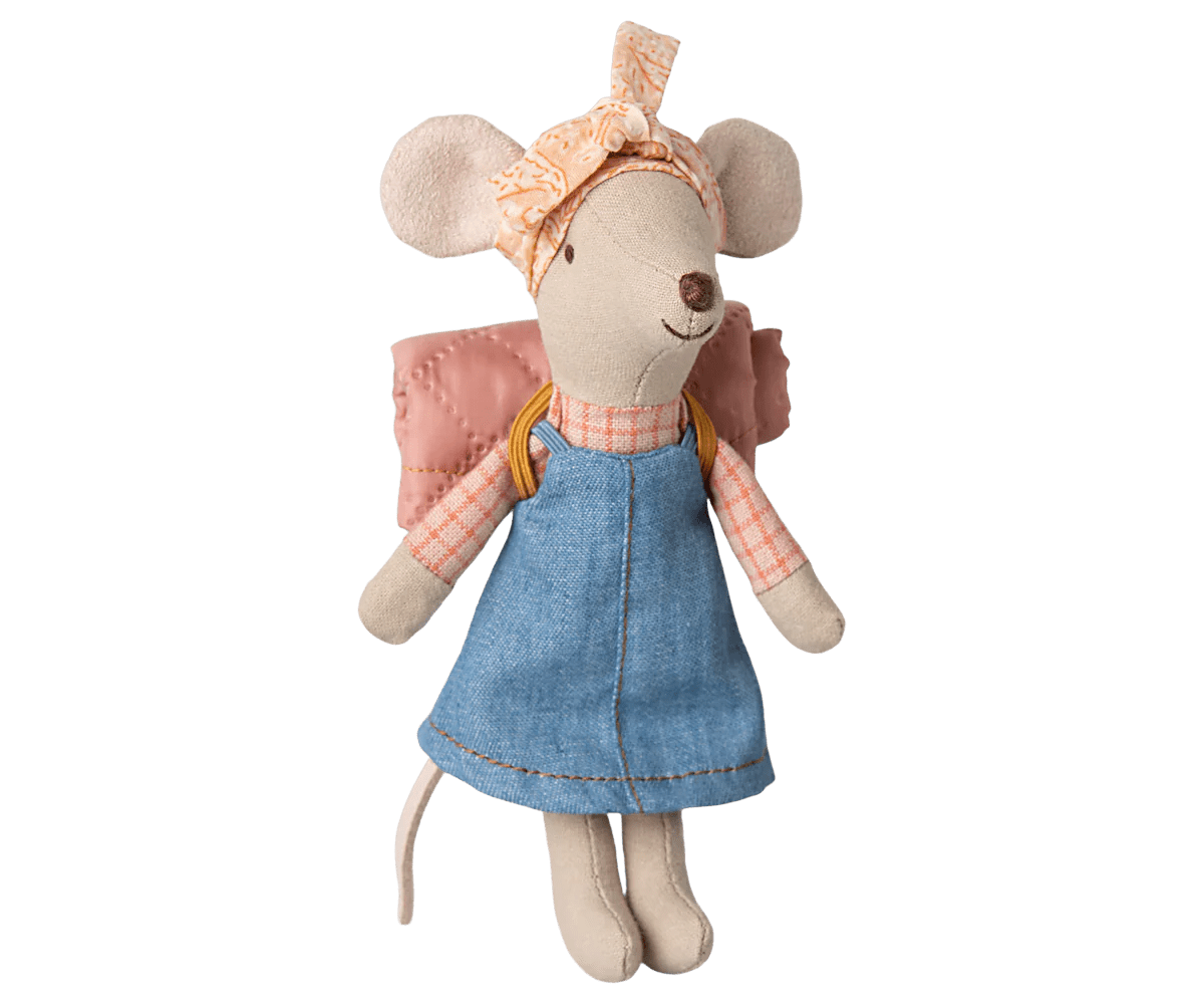 Hiker Mouse | Big Sister (2025)
