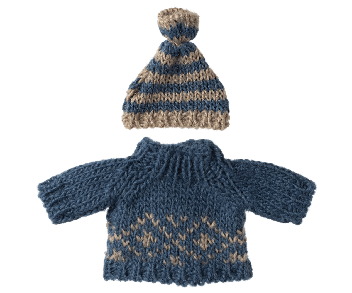 Knitted sweater and hat, Dad mouse (2024)