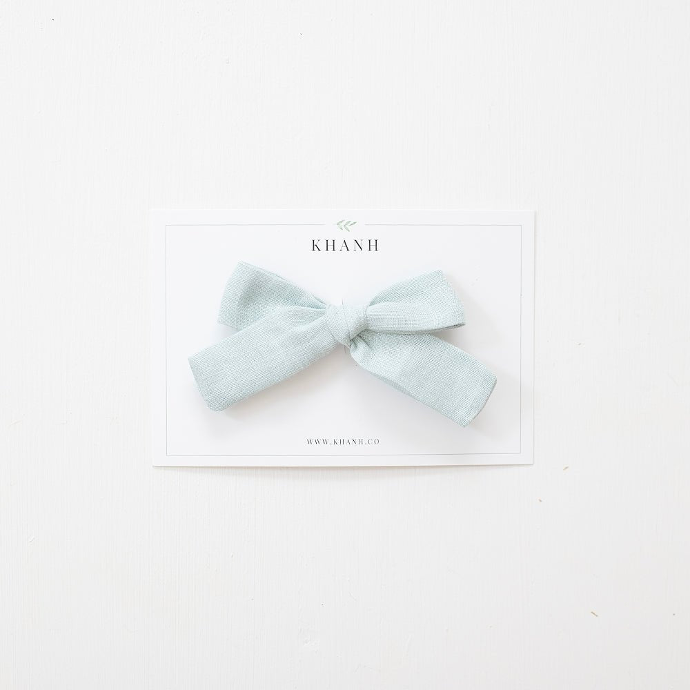 Lullaby | Medium Hand Tied Bow