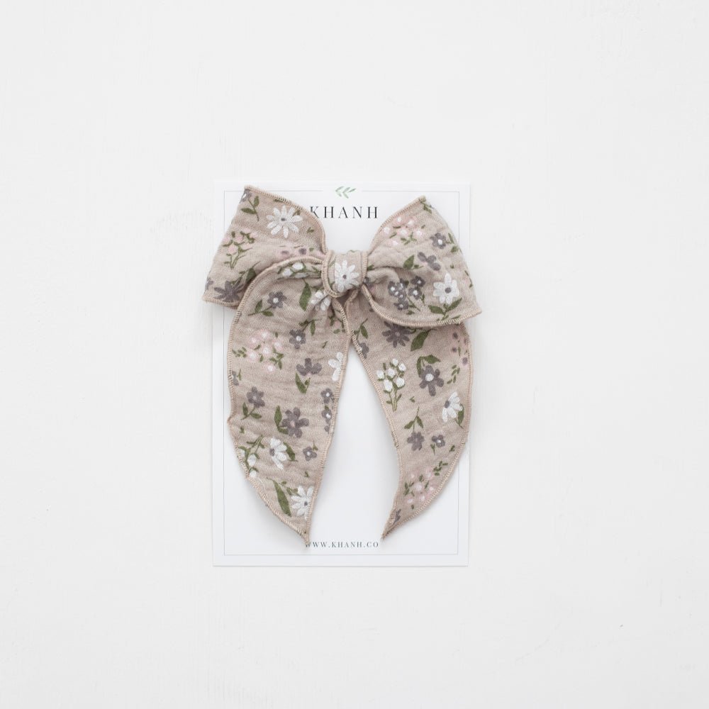 Mabel | Oversized Whimsical Bow