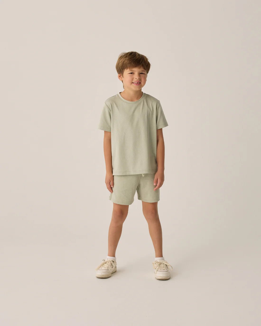 Oceanside Tech Short || Heathered Sage
