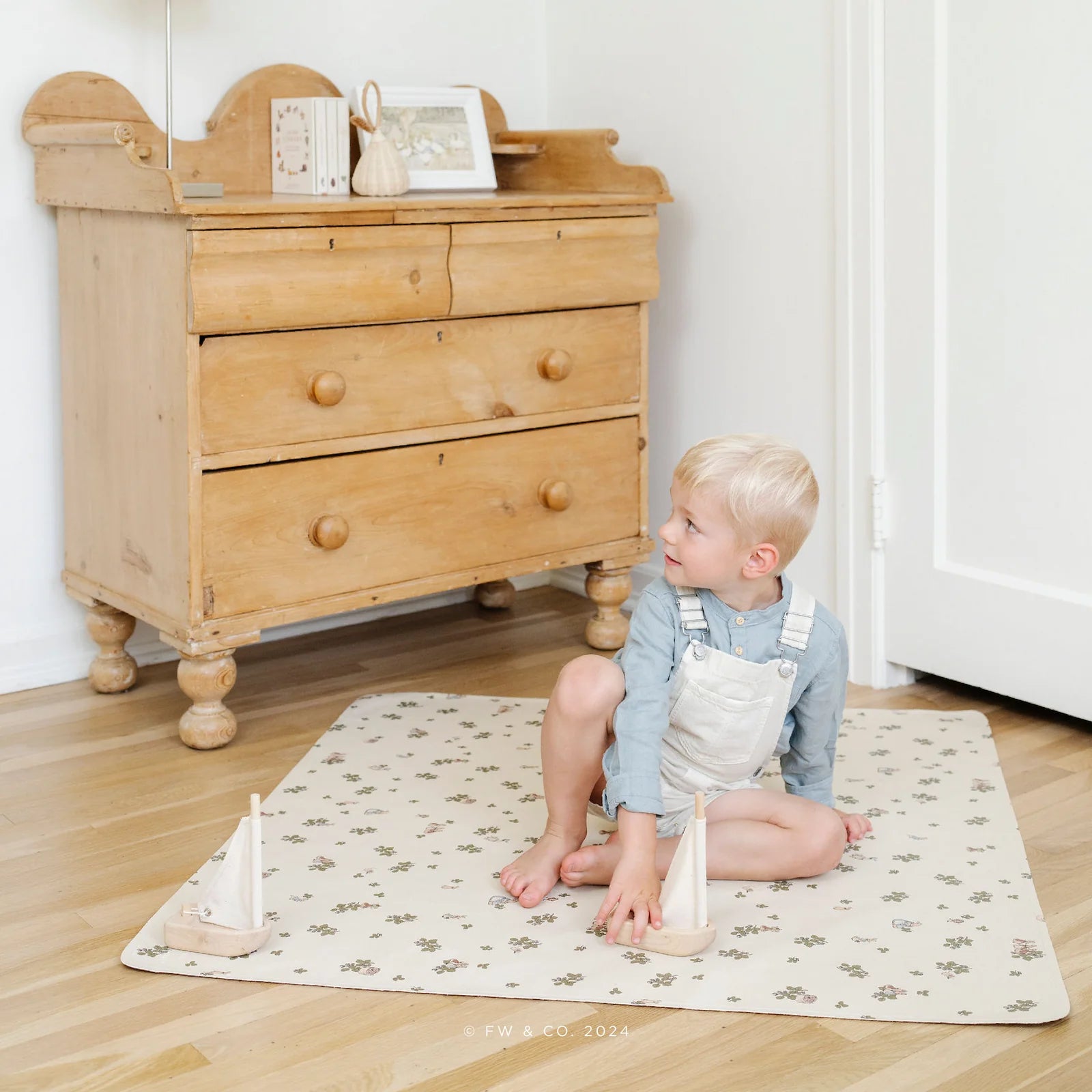 Mini High Chair Mat - Peter Rabbit