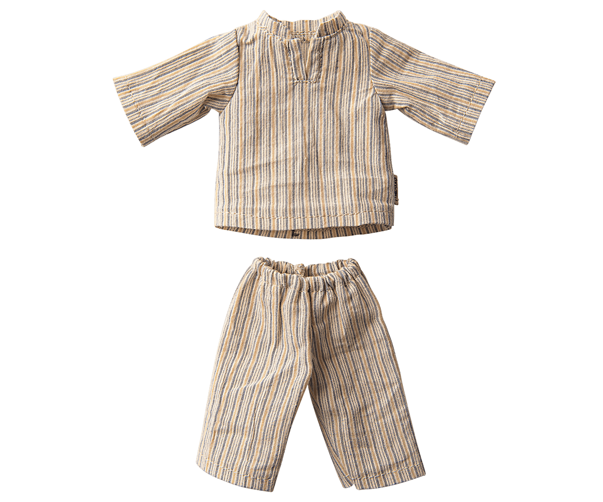 Pyjamas, size 2