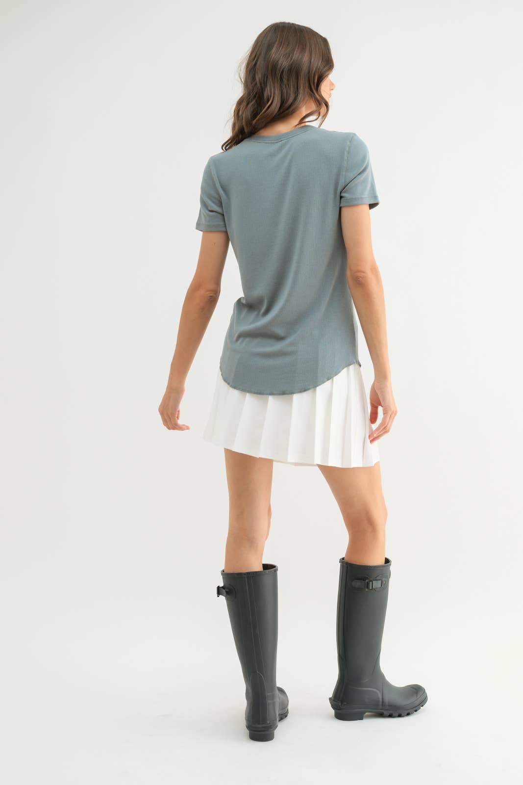 Ribbed Knit Basic Tee || Pebble