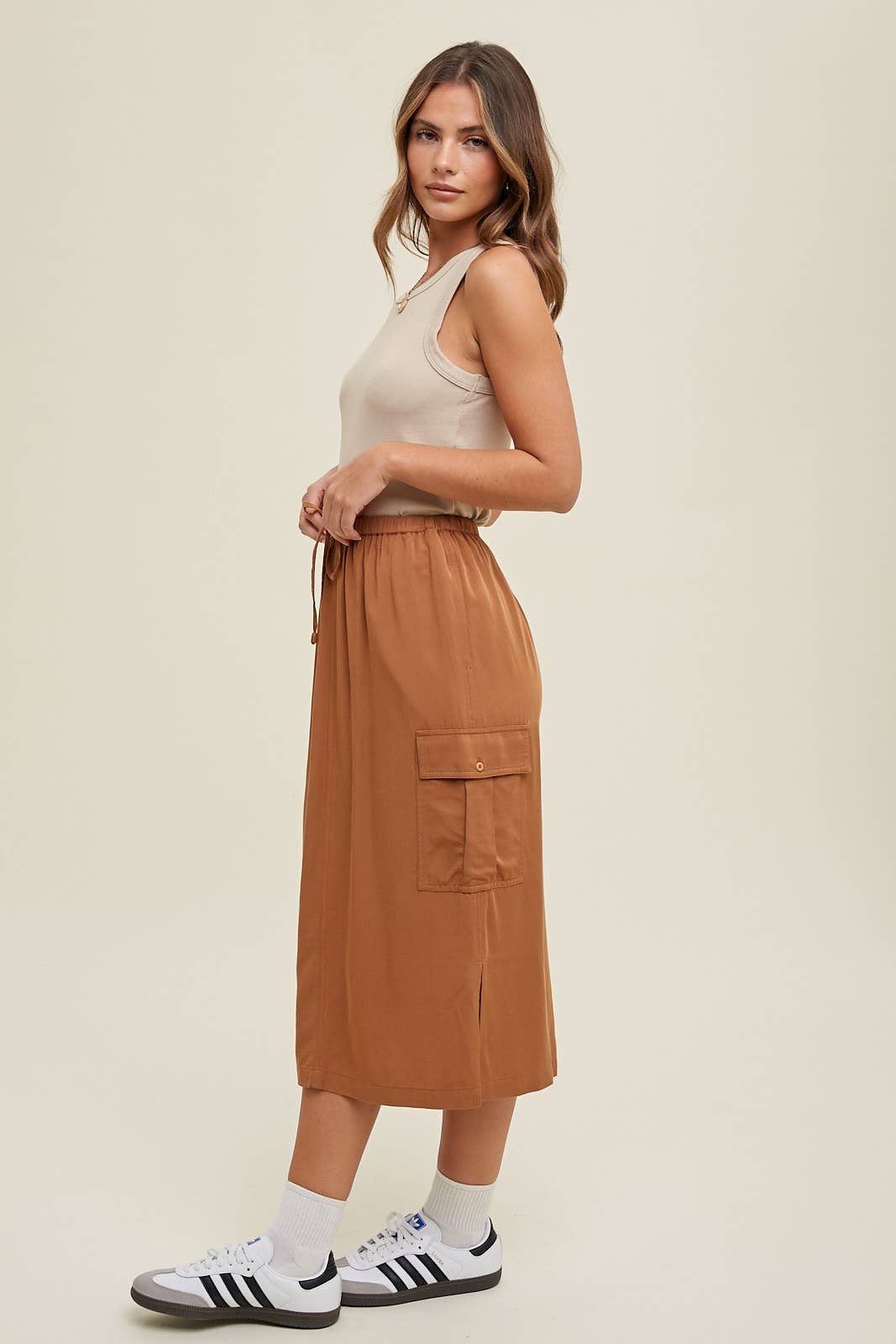 Ribbed Knit Crop Tank Top || Taupe
