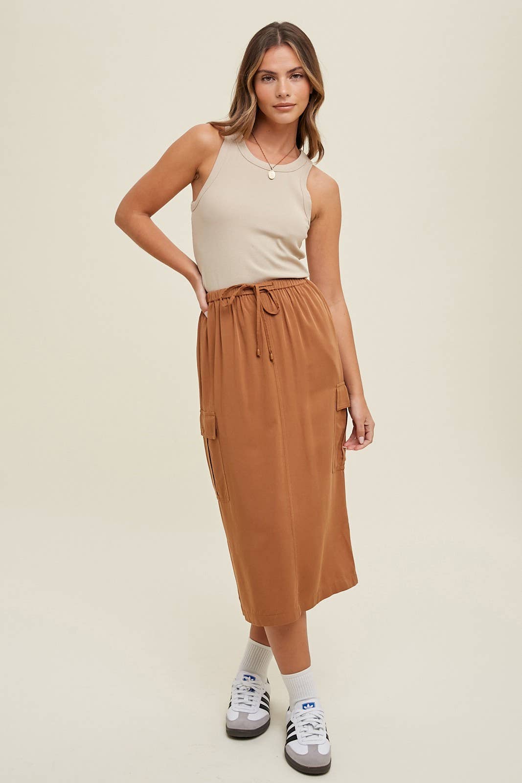 Ribbed Knit Crop Tank Top || Taupe