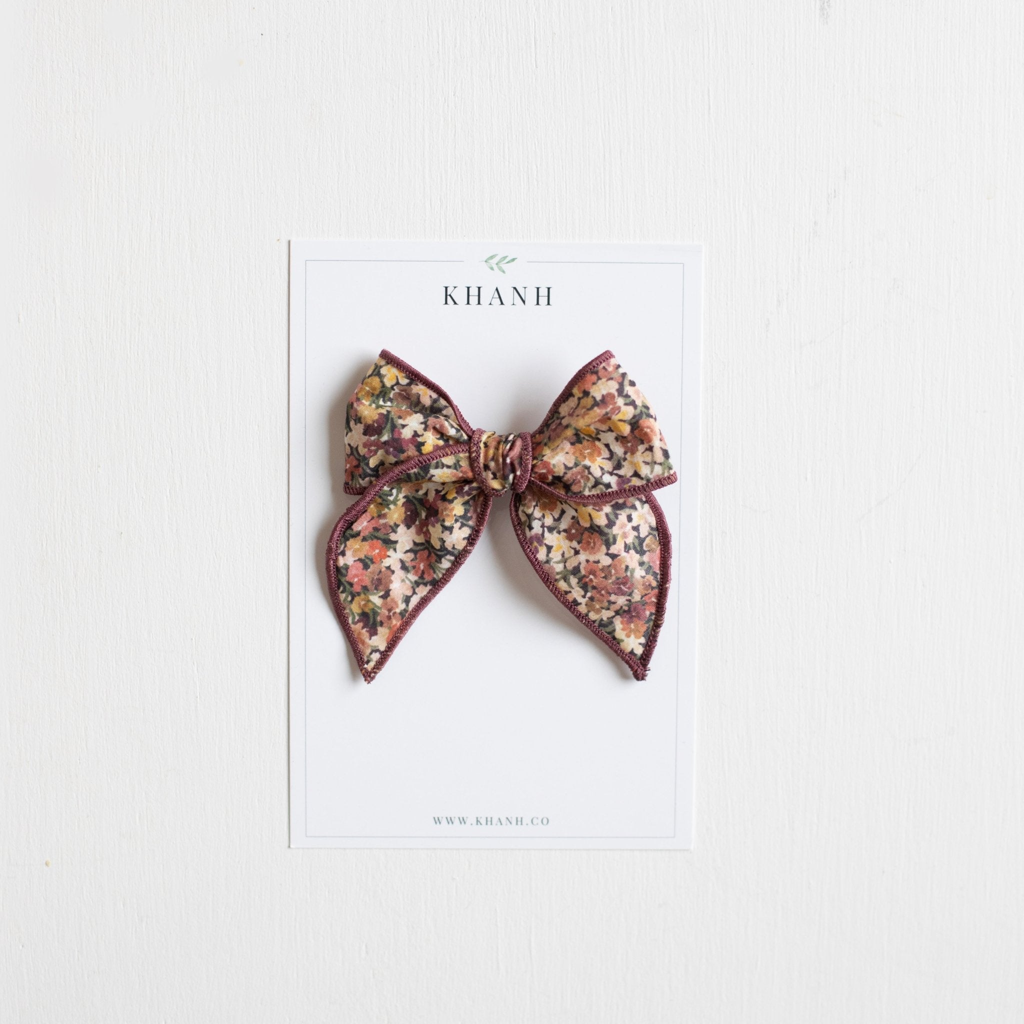 Rosalie | Medium Whimsical Bow