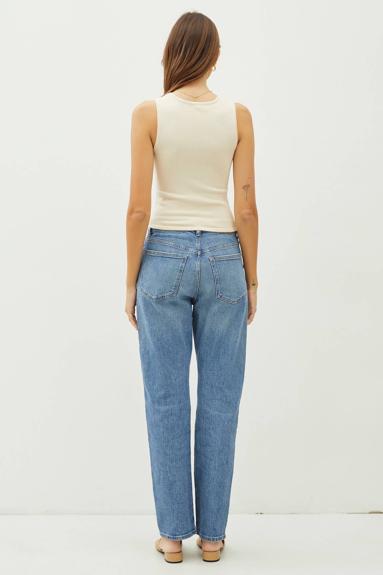 ROUND NECK SLEVELESS CROP TANK | Vanilla