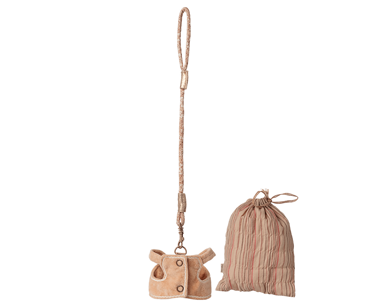Sleeping bunny supply, Harness