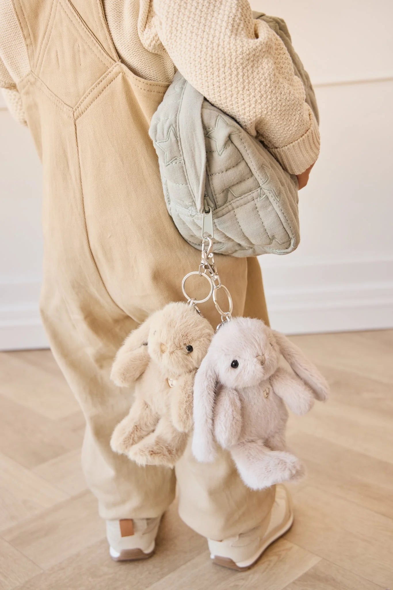 Snuggle Bunnies Penelope Keyring || Beige
